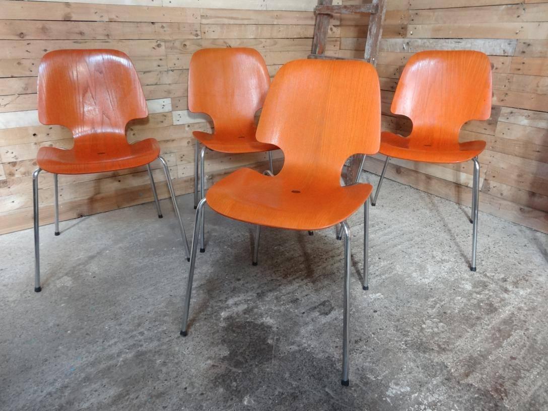 Vintage Arne Jacobsen style metal tube bent wooden dining chairs, 1960

Seat height measures: 44 cm x H 79 cm x D 55 cm xW 47 cm.