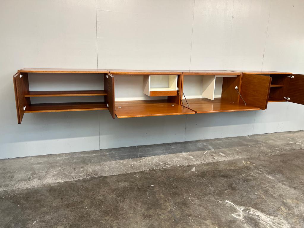 Exceptional Totally Free-Hanging XL Teak 1960 Retro Sideboard / Credenza For Sale 9