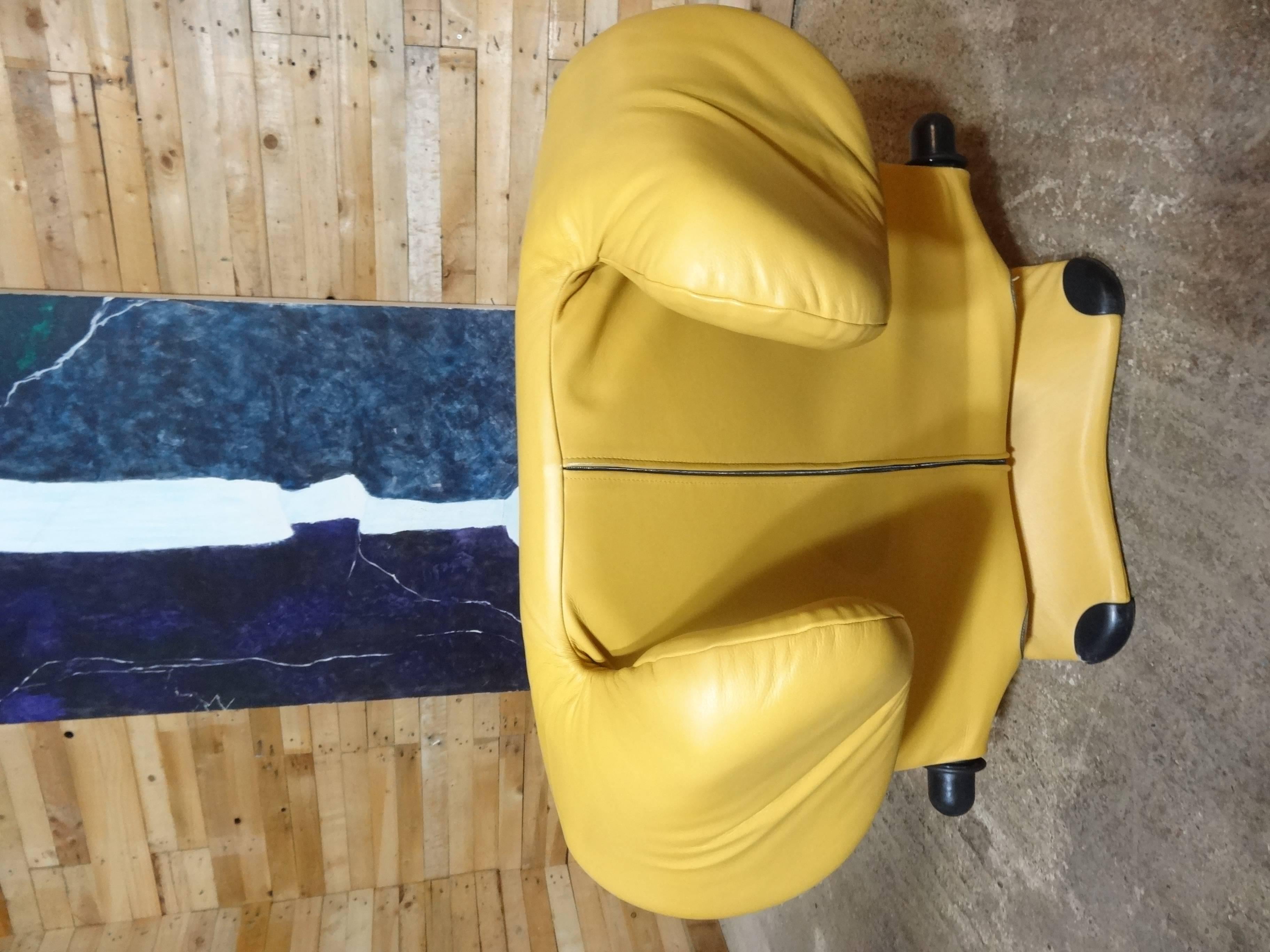 1980 Cassina ''Wink'' Chair Designed by Toshiyuki Kita In Excellent Condition In Markington, GB
