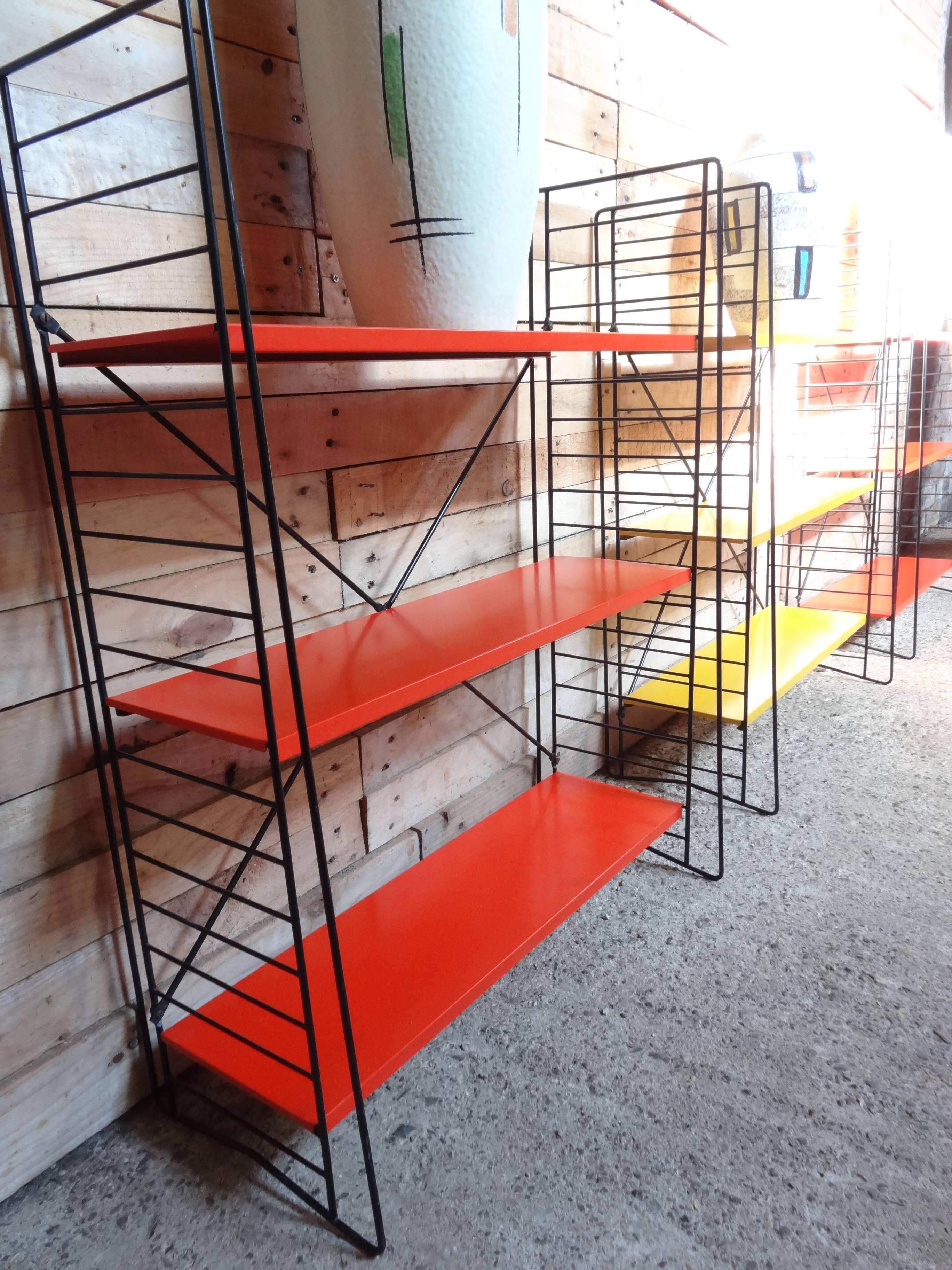 Mid-Century Modern 1960 Sought after Freestanding Tomado Rack In Good Condition For Sale In Markington, GB