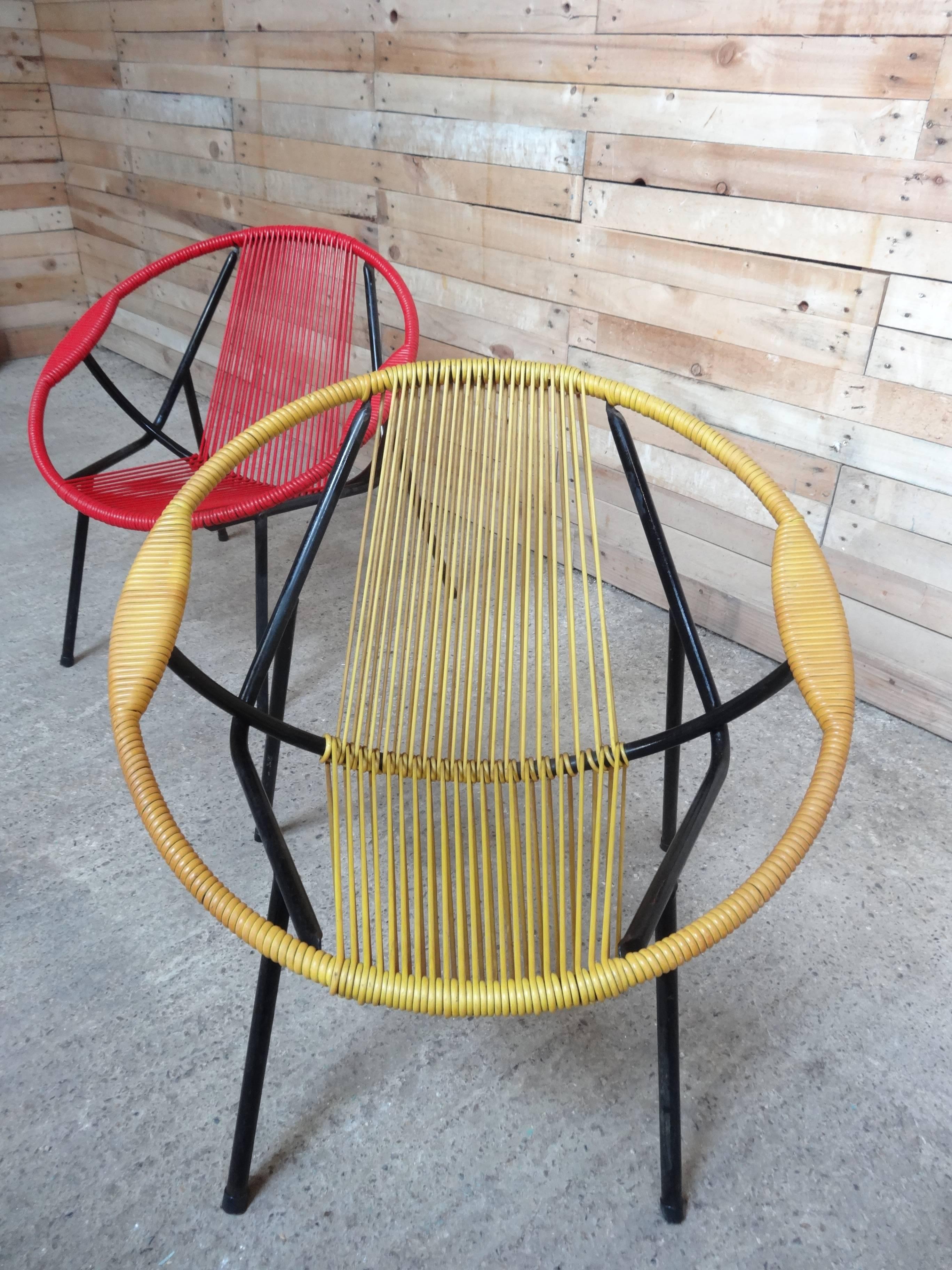 20th Century Mid-Century Modern 1960s Extremely Sought After Spaghetti Set of Chairs For Sale