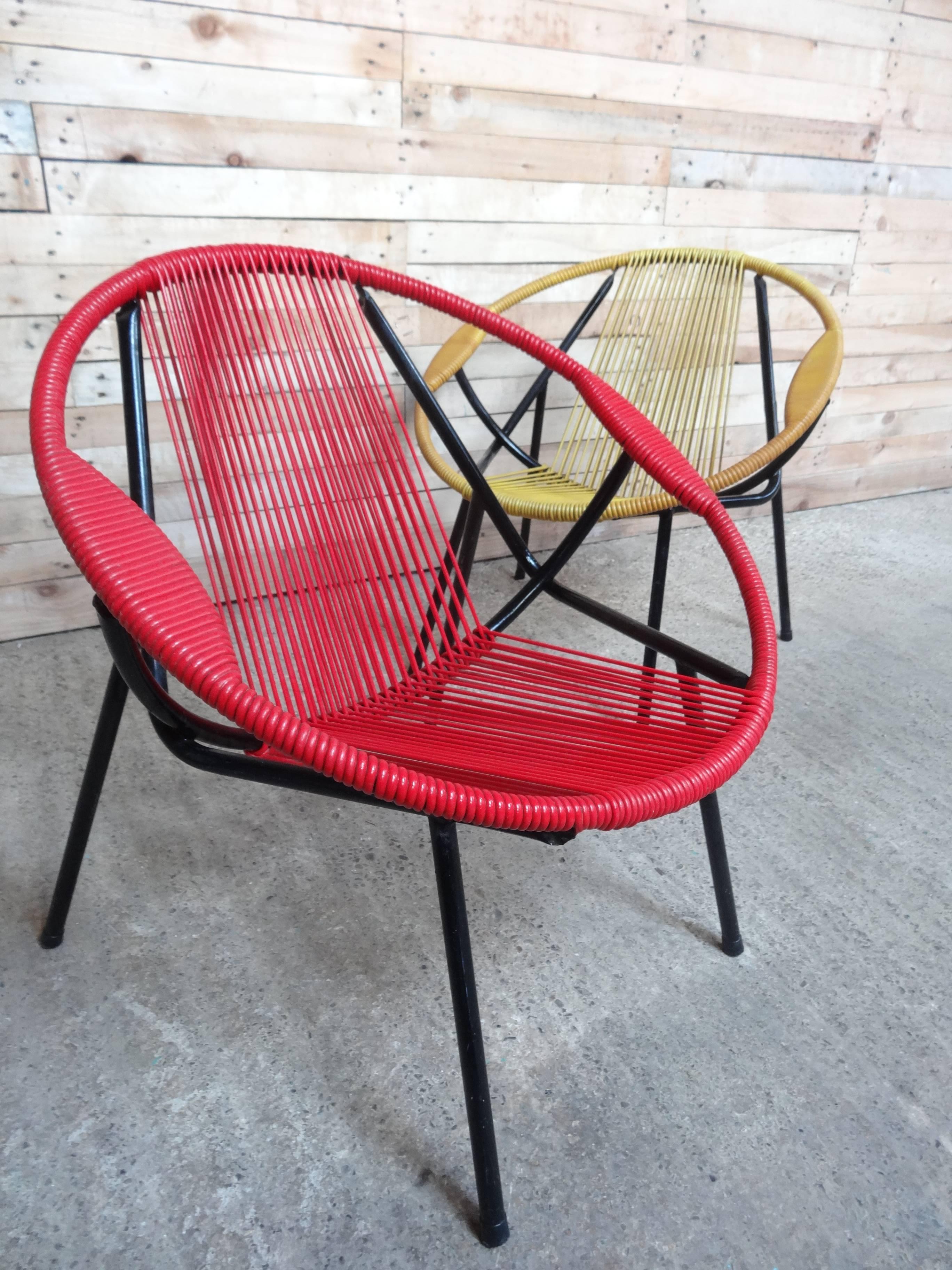 Mid-Century Modern Ensemble de chaises spaghetti de style mi-siècle moderne, extrêmement recherché, années 1960 en vente