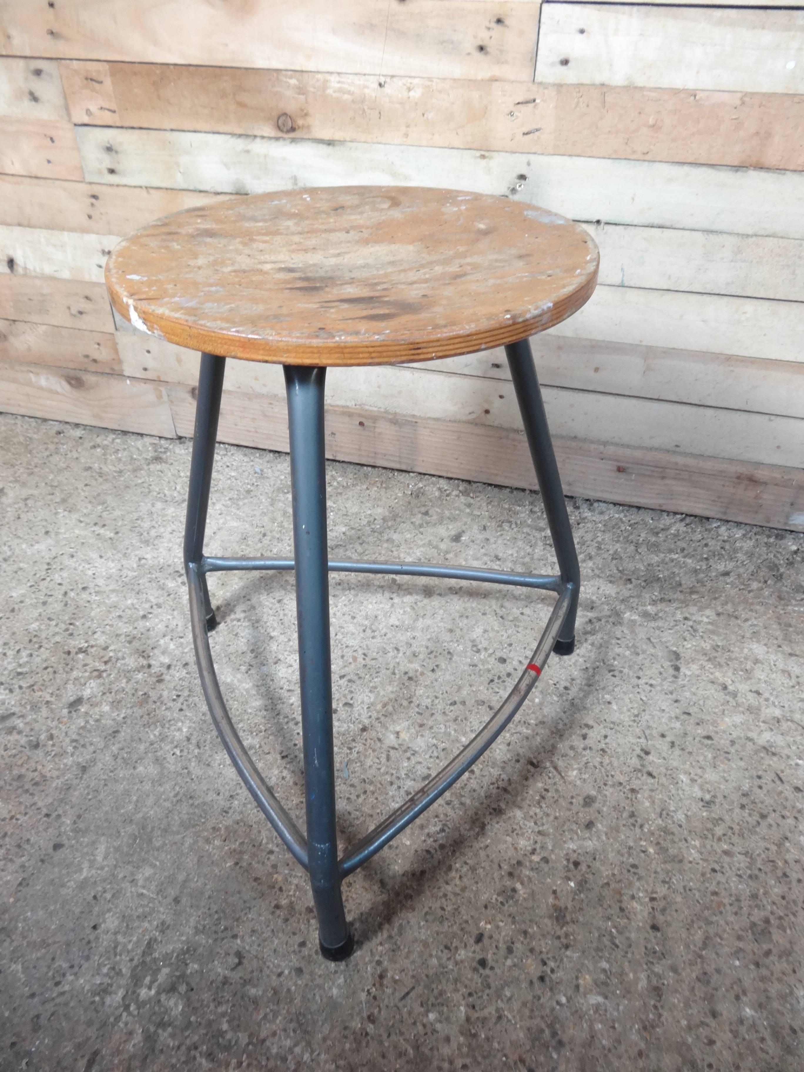 Original 1960s retro vintage French Painters Stool In Good Condition For Sale In Markington, GB