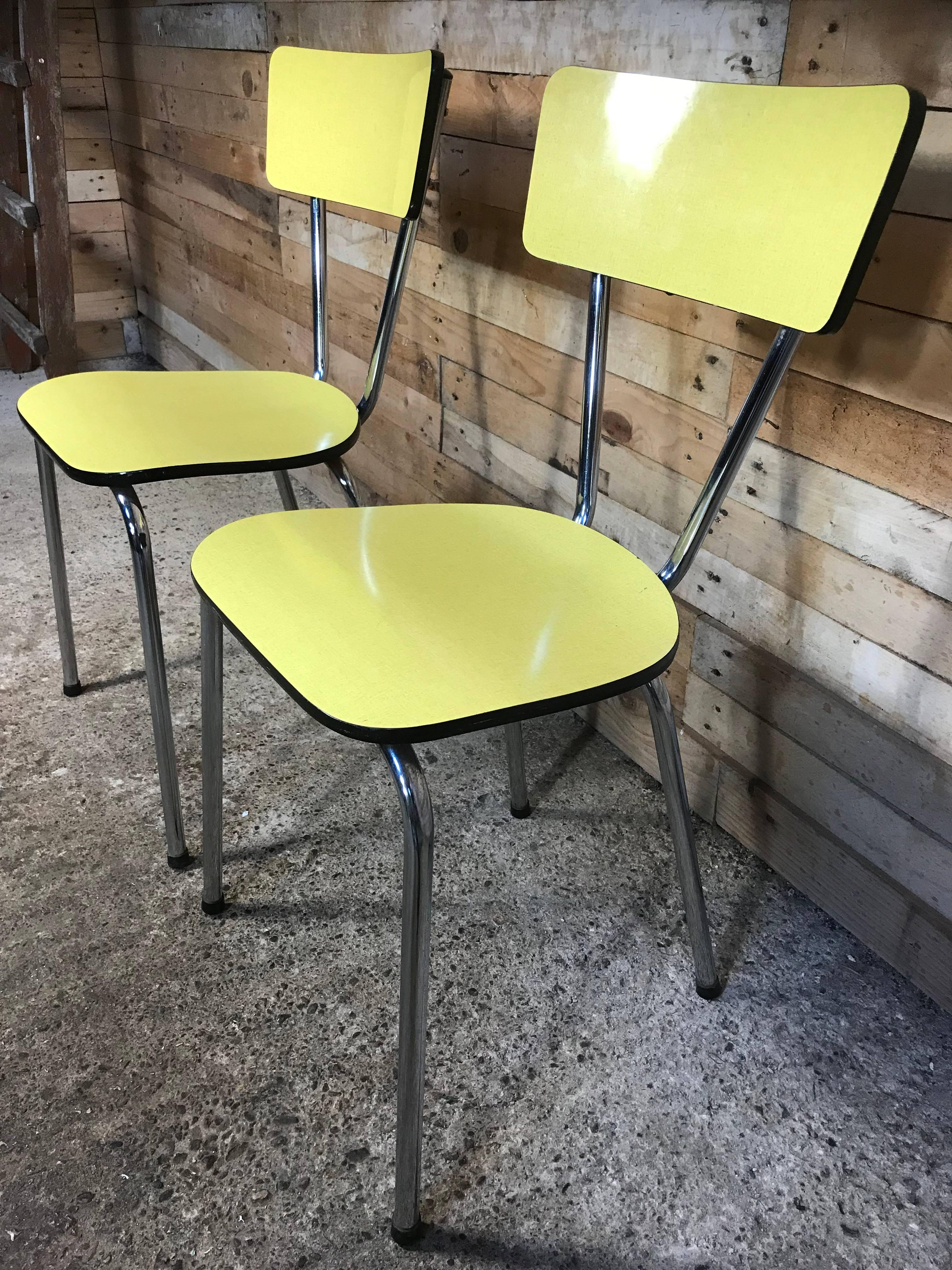 1950s Vintage Retro Yellow and Chrome Melamine Chairs In Good Condition For Sale In Markington, GB