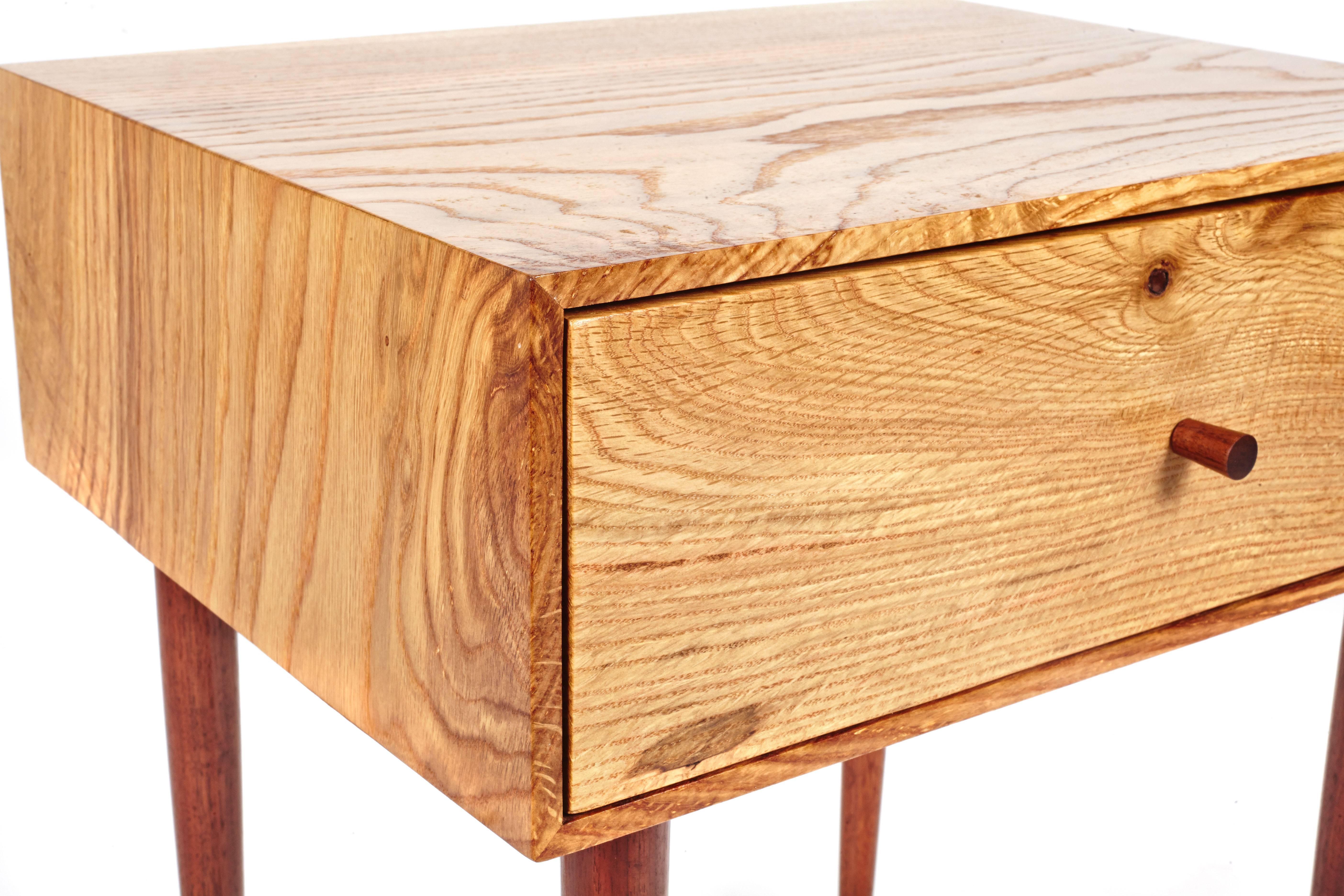 End Table in Chestnut Oak and Hand-Turned Walnut with a Single Drawer In New Condition In Gallatin, NY