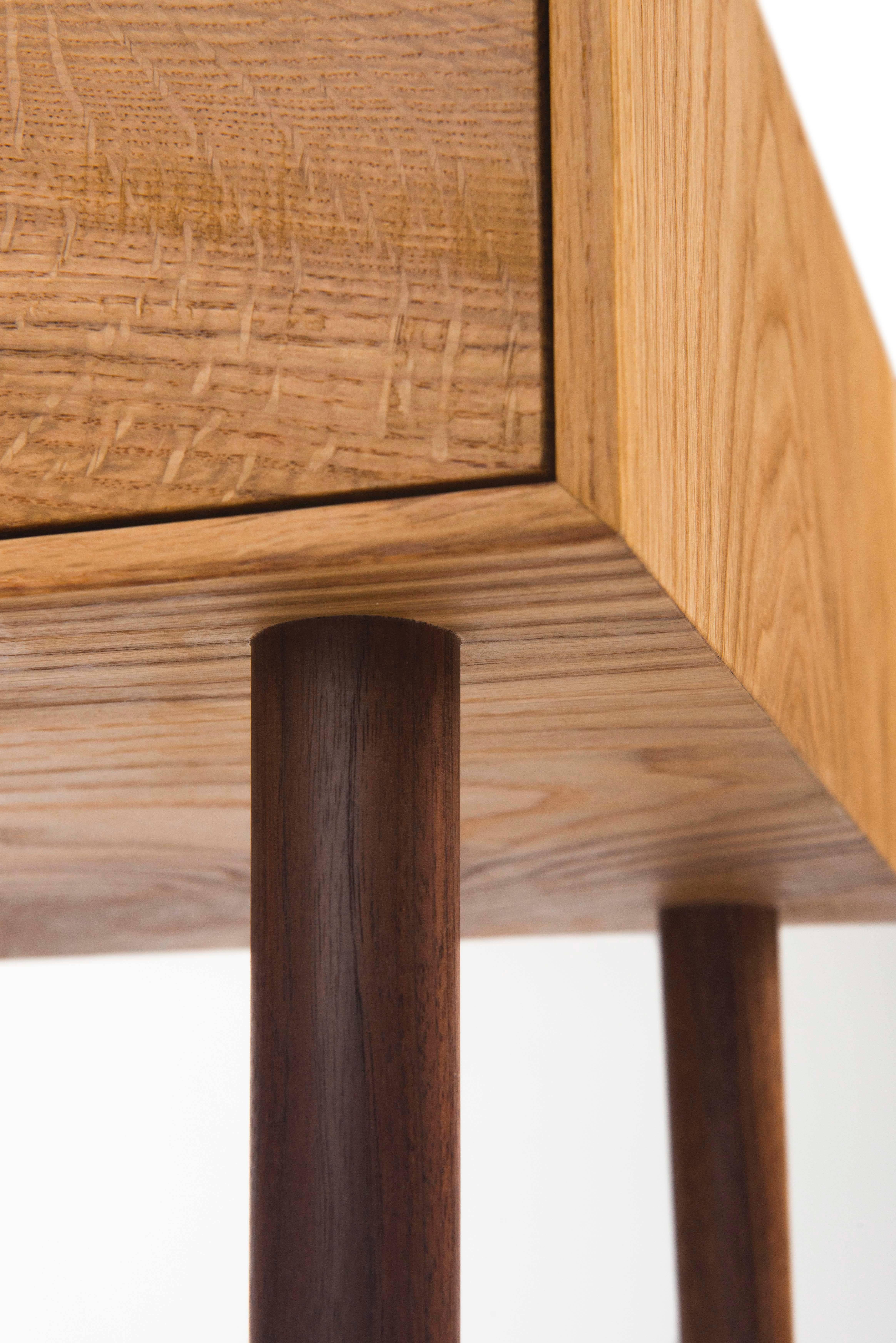 Contemporary End Table in Chestnut Oak and Hand-Turned Walnut with a Single Drawer