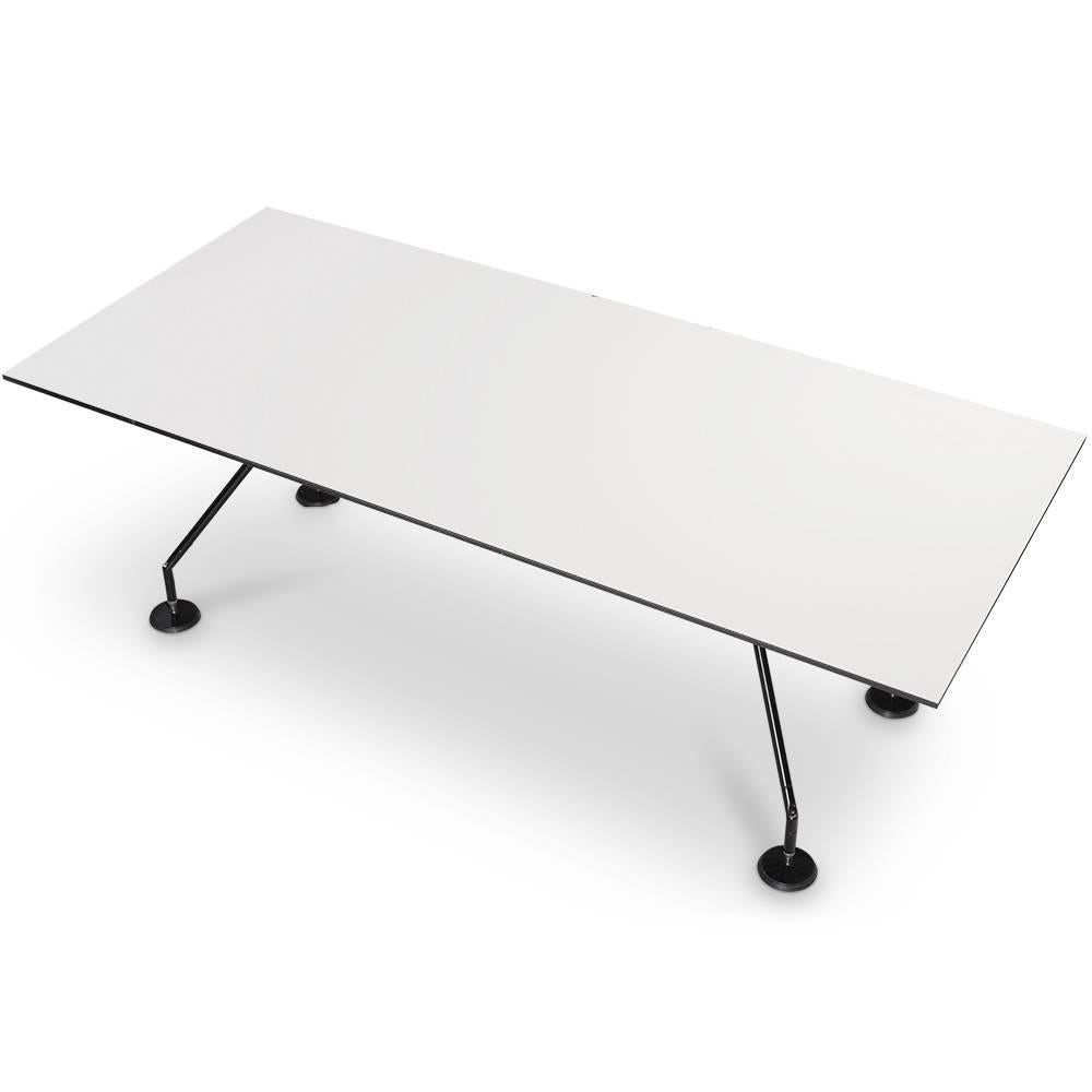 Nomos Desk by Sir Norman Foster for Tecno, Conference Table, Italy In Good Condition For Sale In Lesquin   , FR
