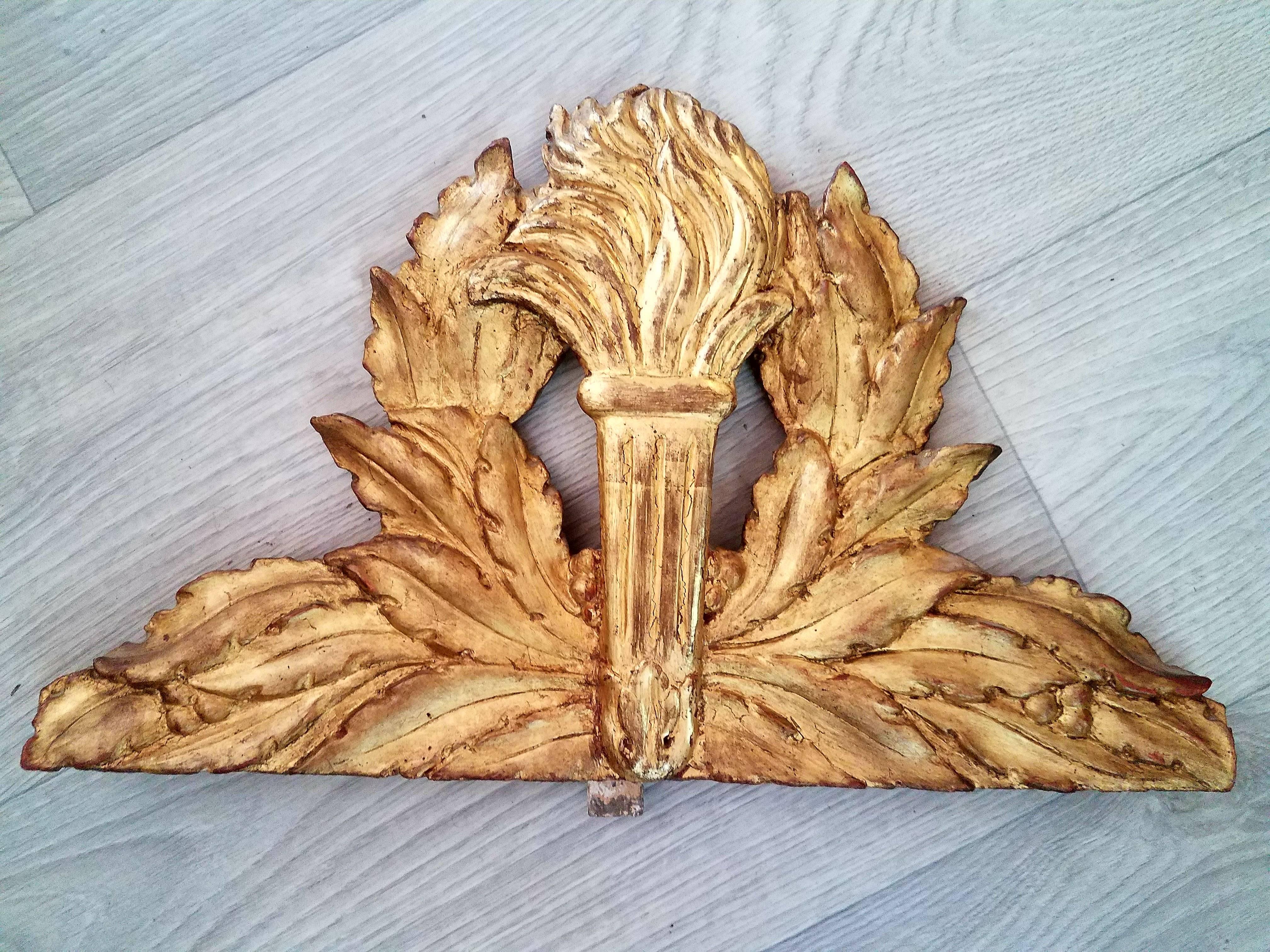 Beautiful 18th Century Carved French Gilt Mirror with Flaming Torch and Laurel For Sale 5