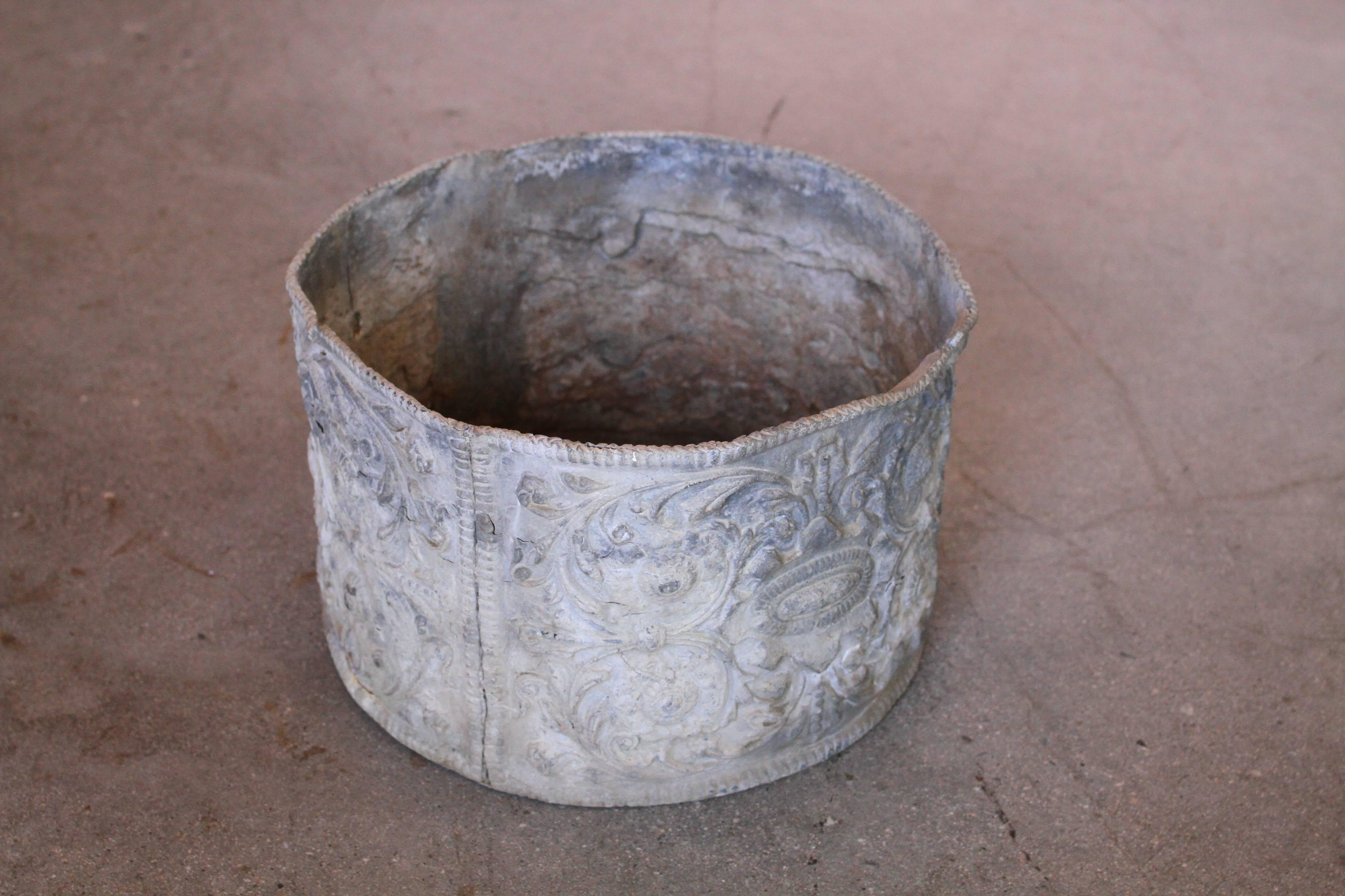 European 19th Century English Lead Planter with Renaissance Cartouche Relief Design For Sale