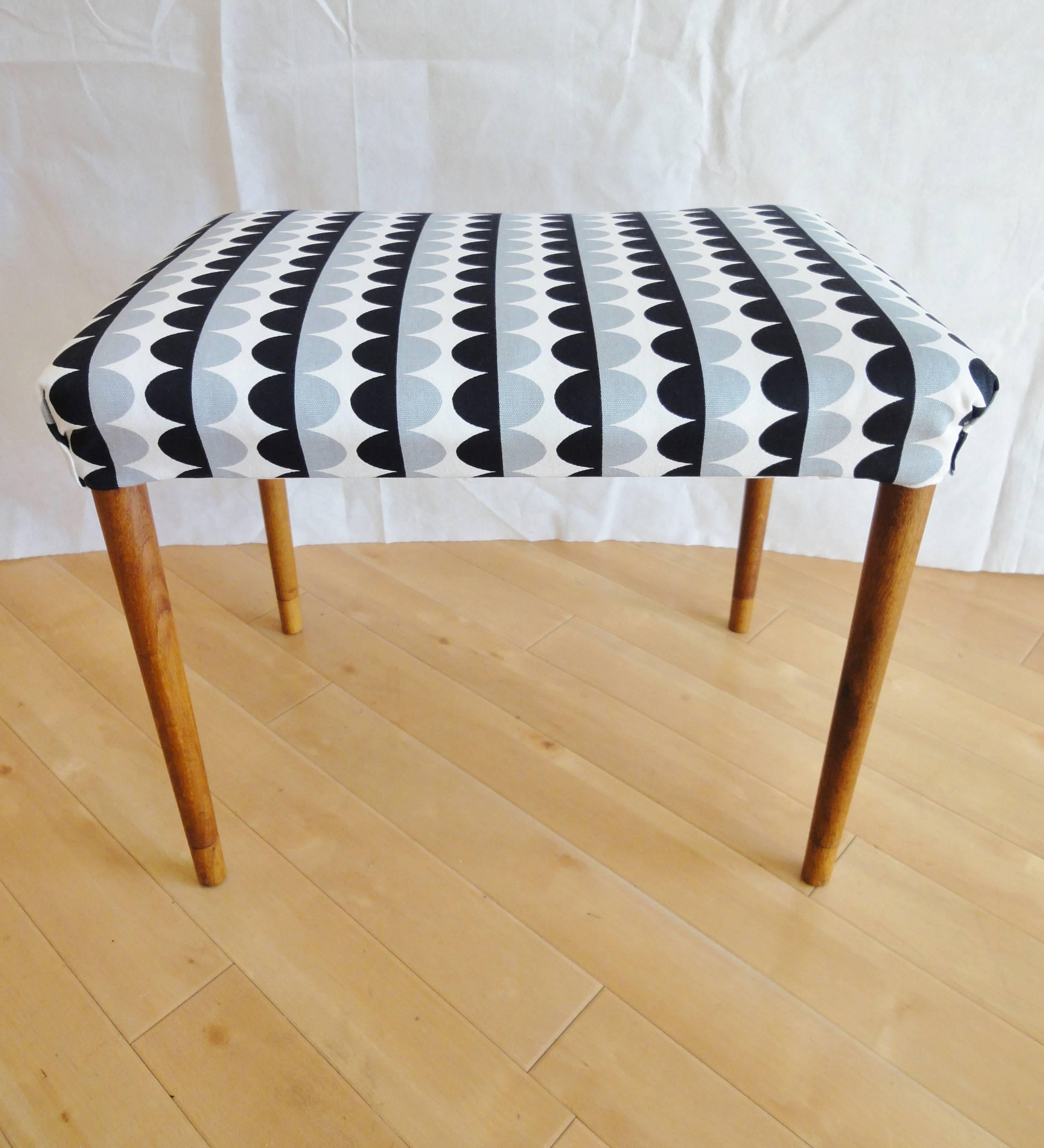Mid-Century Modern Mid-Century Retro Venesta Finland Newly Upholstered Teak Stool, 1960s For Sale