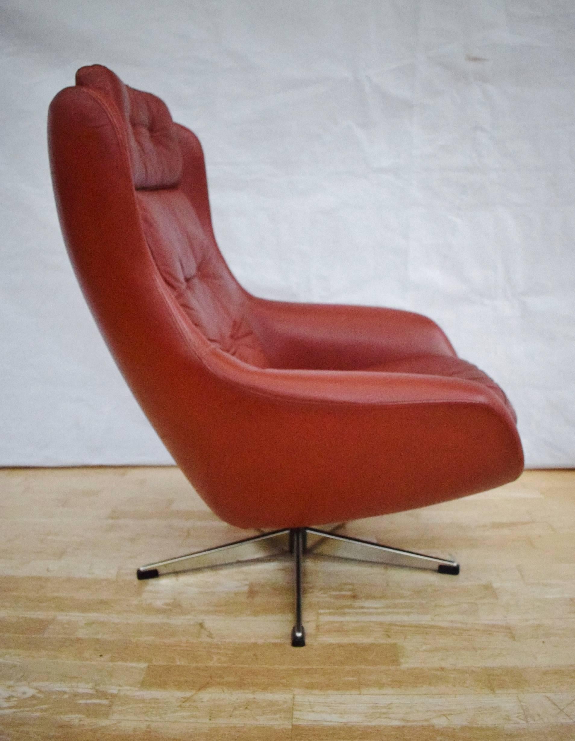 Mid-20th Century Mid-Century Retro Danish Red Leather Swivel Lounge Armchair, 1960s-1970s