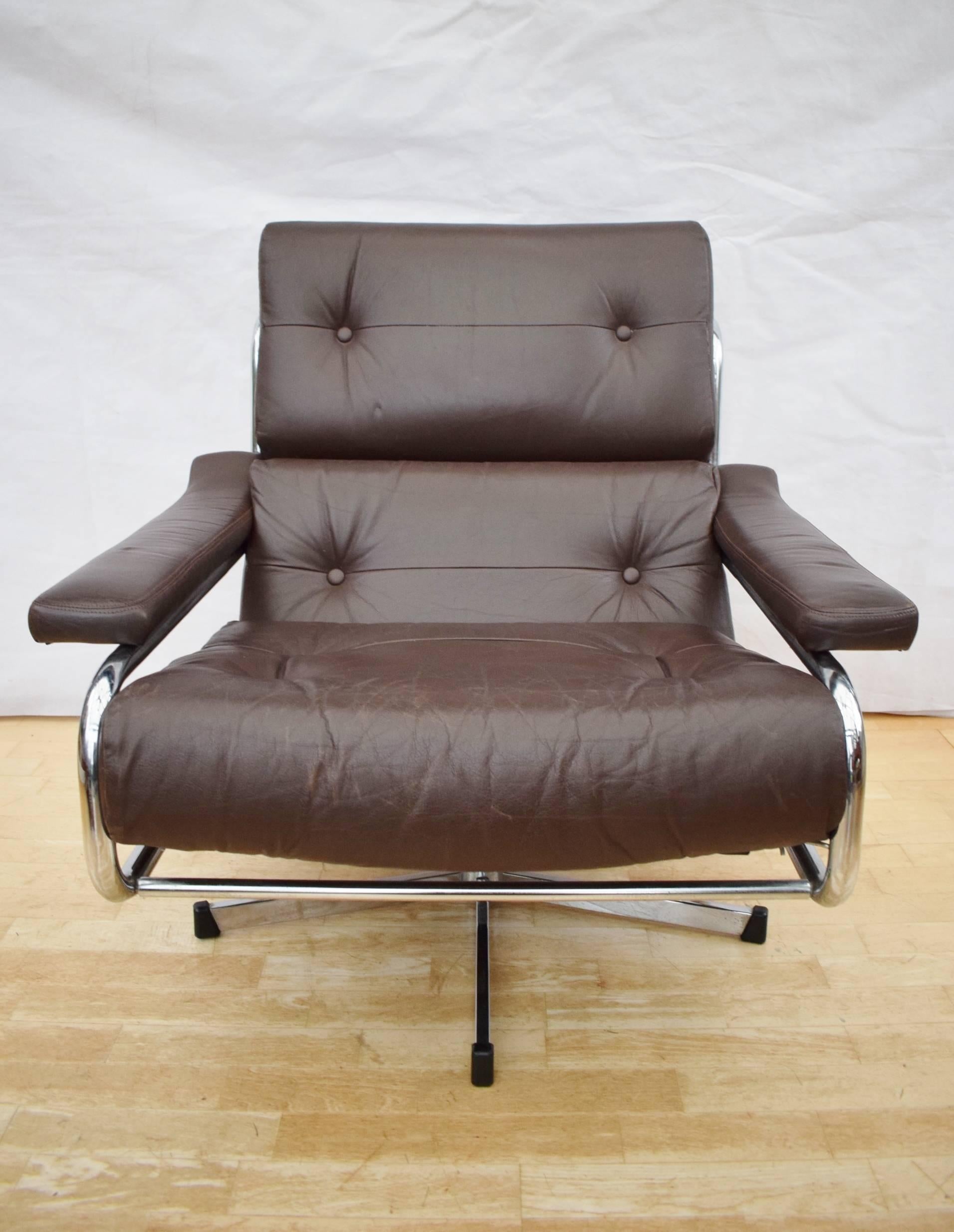 Designer: Tim Bates.

Manufacturer: Pieff of Worcestershire.

Country: England.

Date: 1970s.

Material: Genuine Brown leather upholstery with tubular metal frame.

Maximum Dimensions: Width 88cm, depth 100cm, height 87cm and seat height