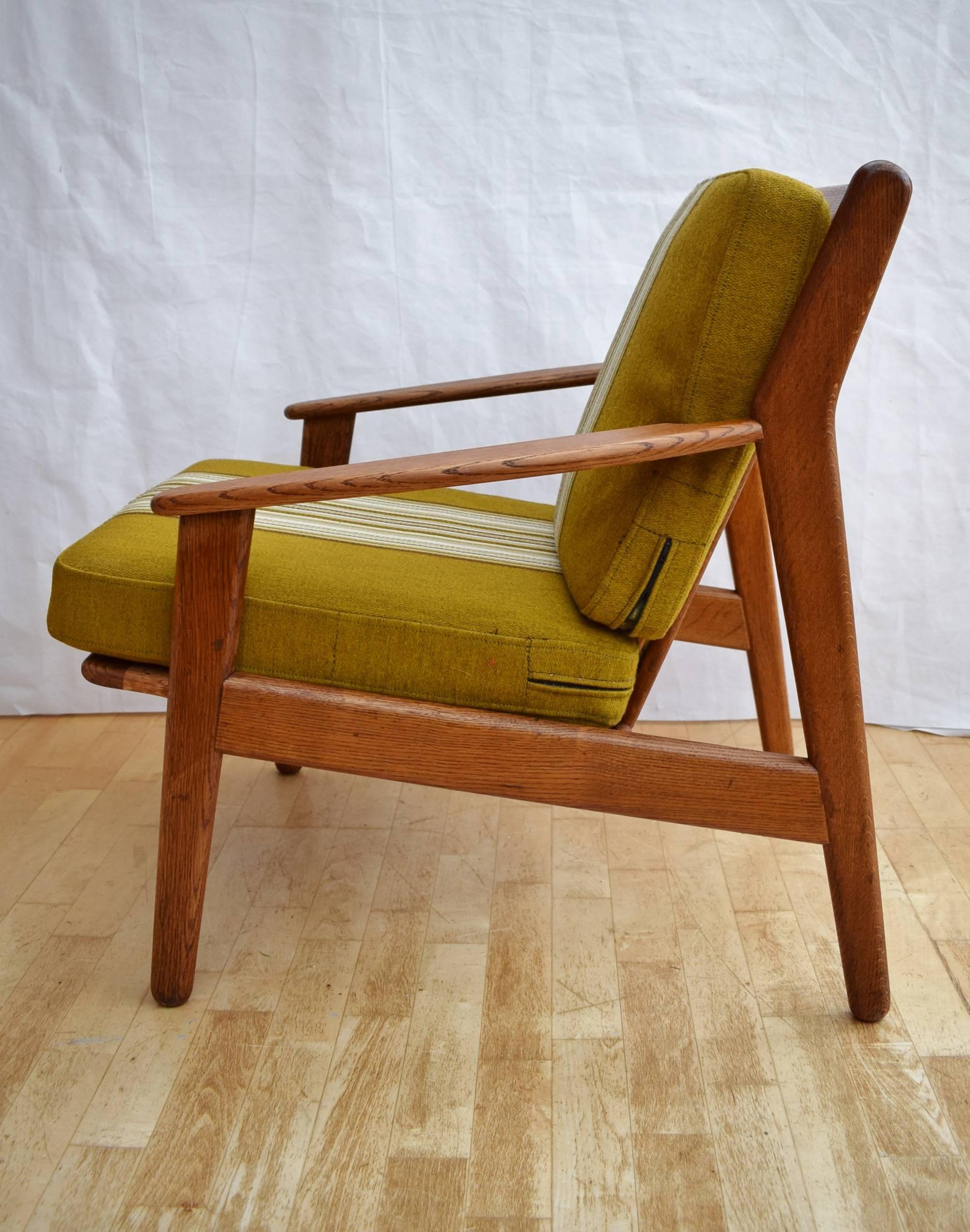 Mid-Century Retro Danish Oak Poul M. Volther Model J55 for FDB Lounge Armchair In Excellent Condition In Selston, Nottinghamshire