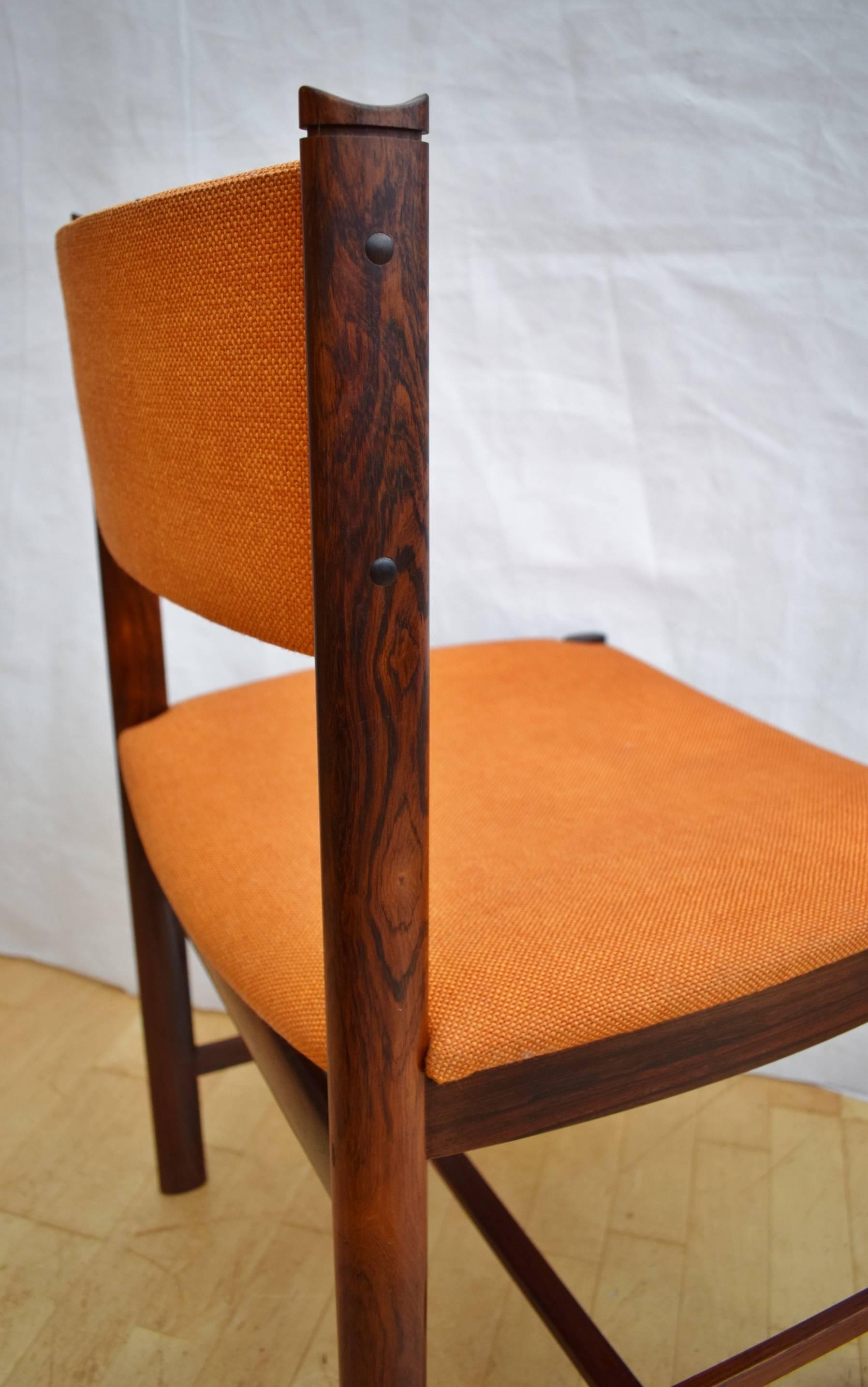 Mid-Century Danish Set of Four Dining Chairs in Rio Rosewood by Dyrlund, 1970s In Excellent Condition In Selston, Nottinghamshire