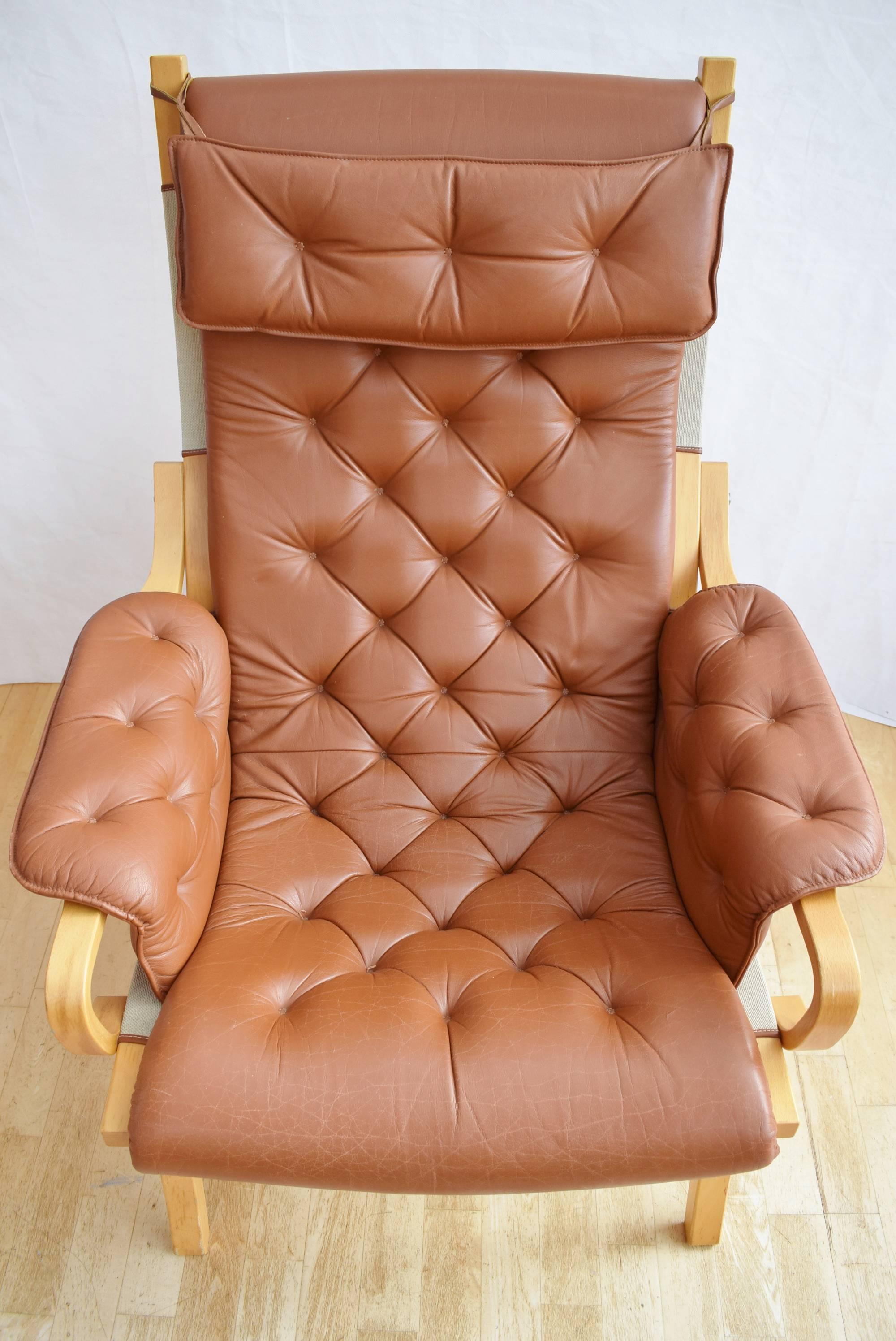 20th Century Vintage Danish Tan Leather Buttoned Bentwood and Canvas Armchair, 1960s For Sale