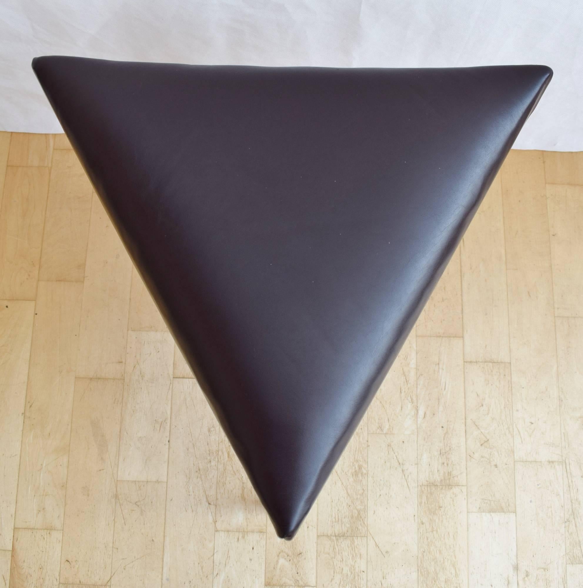 Designer: Danish Design

Manufacturer: Unknown

Country: Denmark

Date: 1960s

Material: Brown Leather and Teak

Maximum Dimensions: 47cm wide, 41cm deep, and 42cm tall

Condition: Excellent no rips or tears.

Description: Dark brown