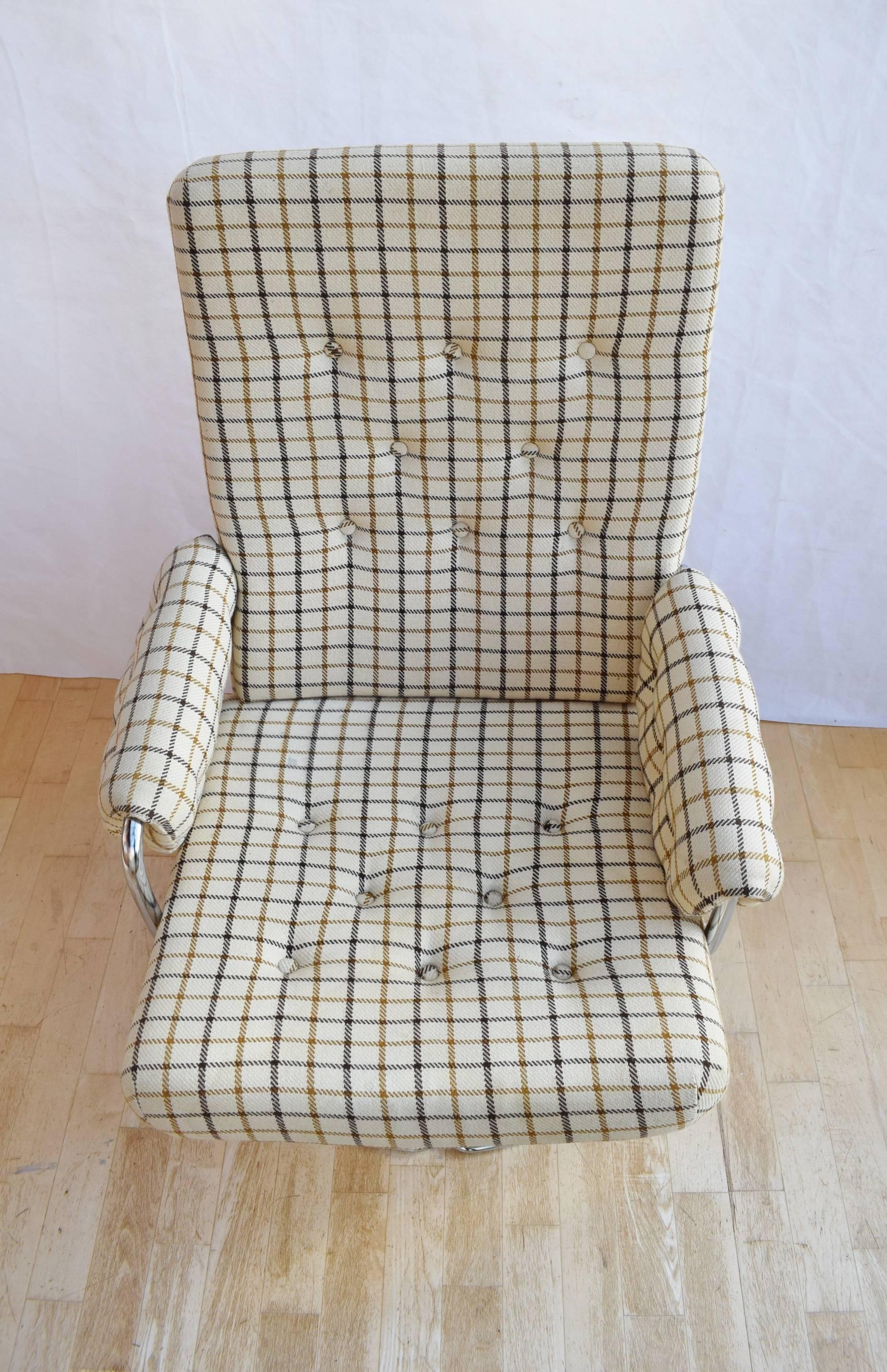 20th Century Mid-Century Retro Danish Woollen Swivel Easy Lounge Armchair, 1960s-1970s For Sale