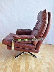 Mid-Century Retro Arne Norell for Vatne Red Leather Swivel Lounge Armchair 1960s