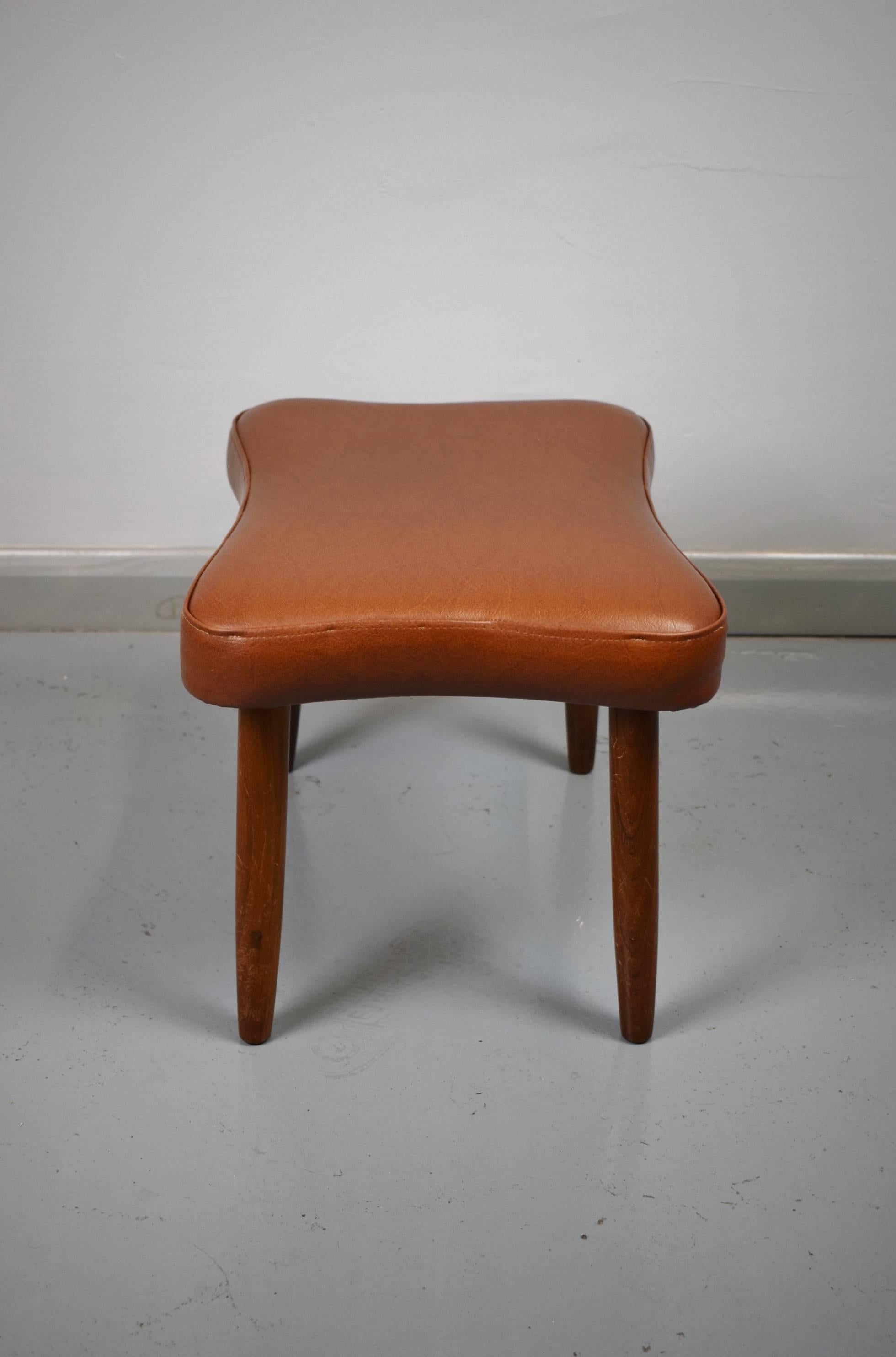 Designer: Danish Design

Manufacturer: Unknown

Country: Denmark

Date: 1960s

Material: Leather and Beech

Maximum Dimensions: 47cm wide, 36cm deep and 36cm tall.

Condition: Excellent with sturdy frame and no rips or tears to