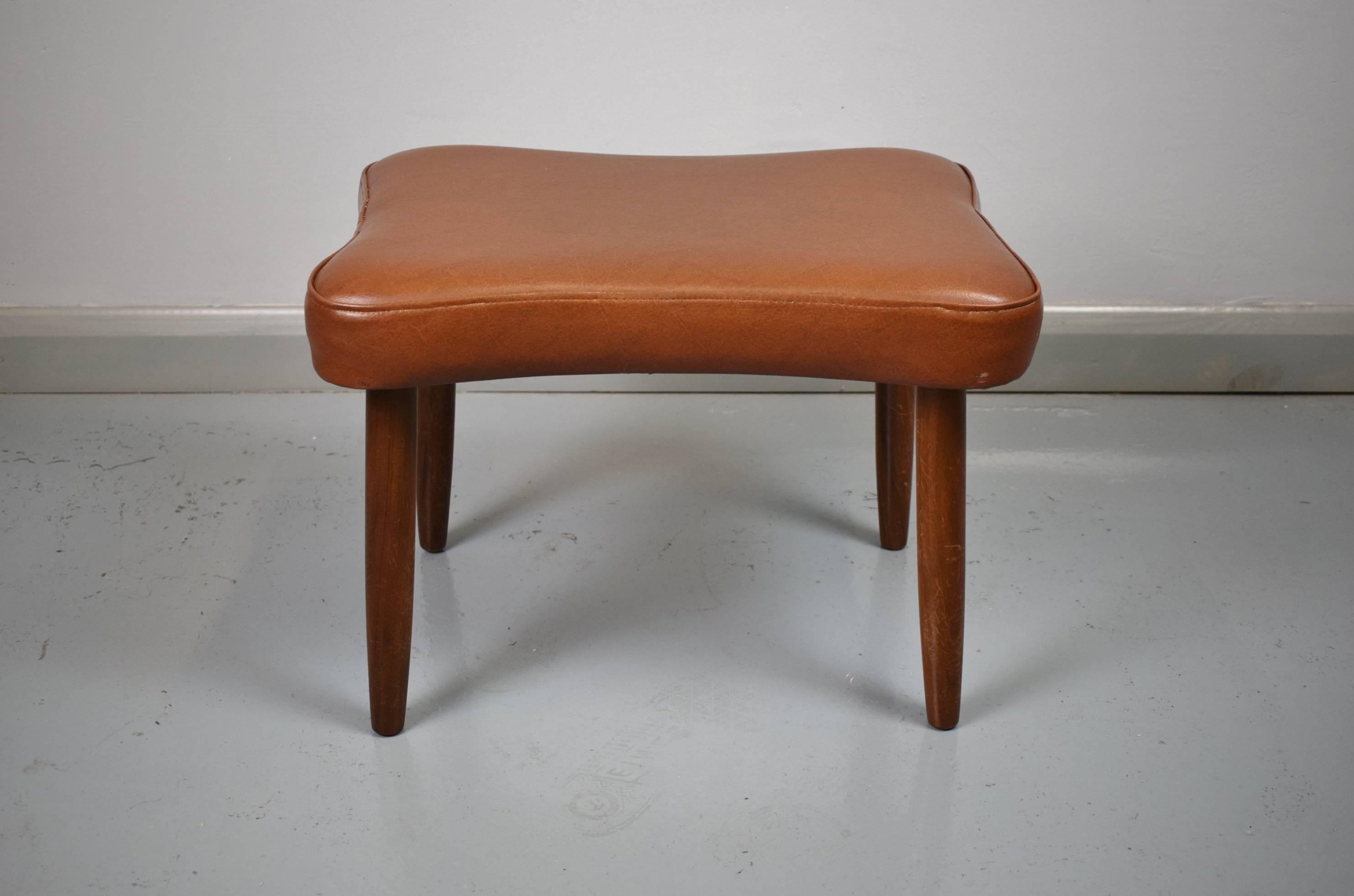 Mid-Century Modern Mid-Century Retro Danish Tan Leather Footstool/Ottoman, 1960s-1970s For Sale