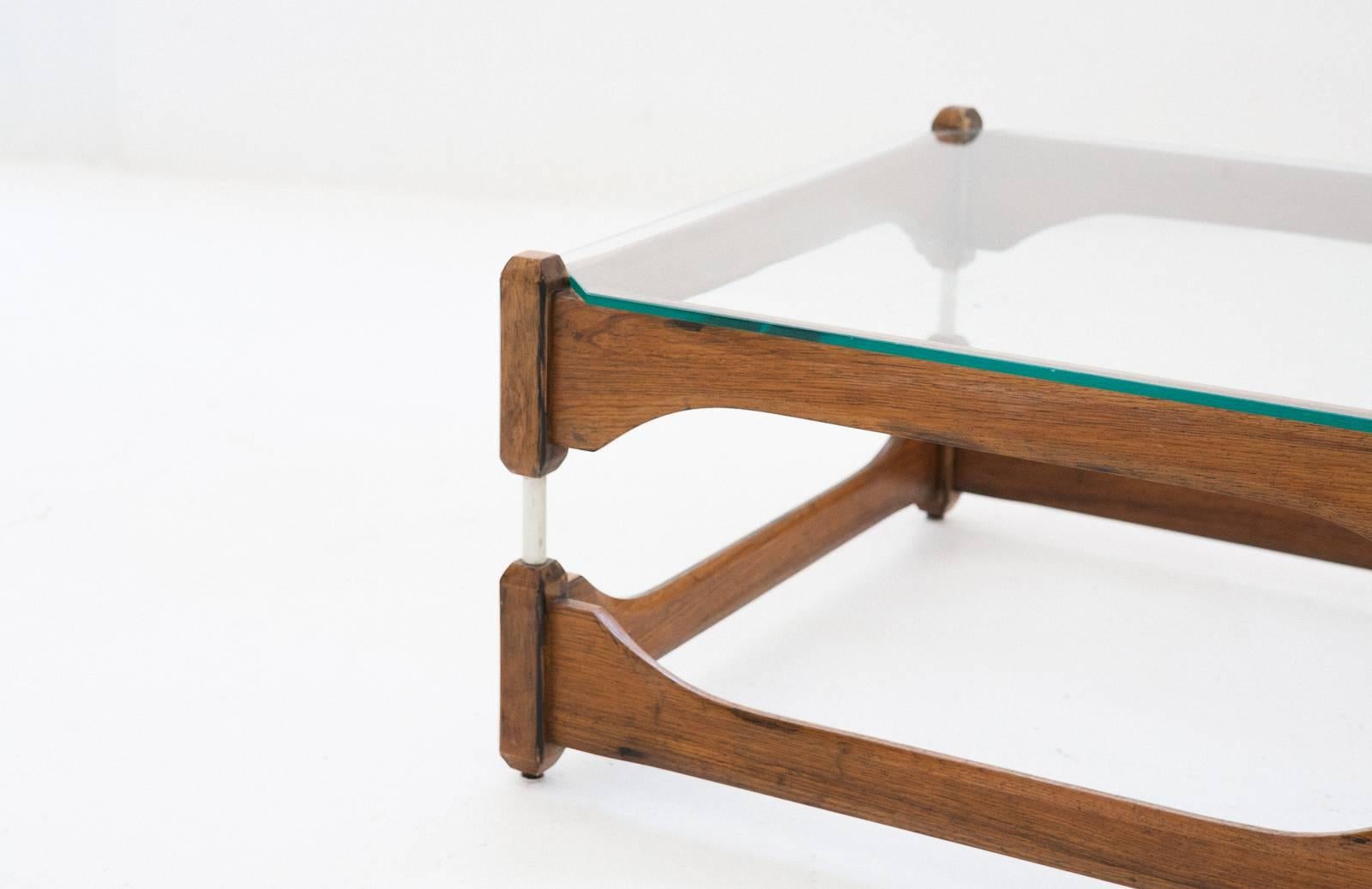Italian Mid-Century Modern Wood and Glass Low Coffee Table 1960s In Excellent Condition In Rome, IT
