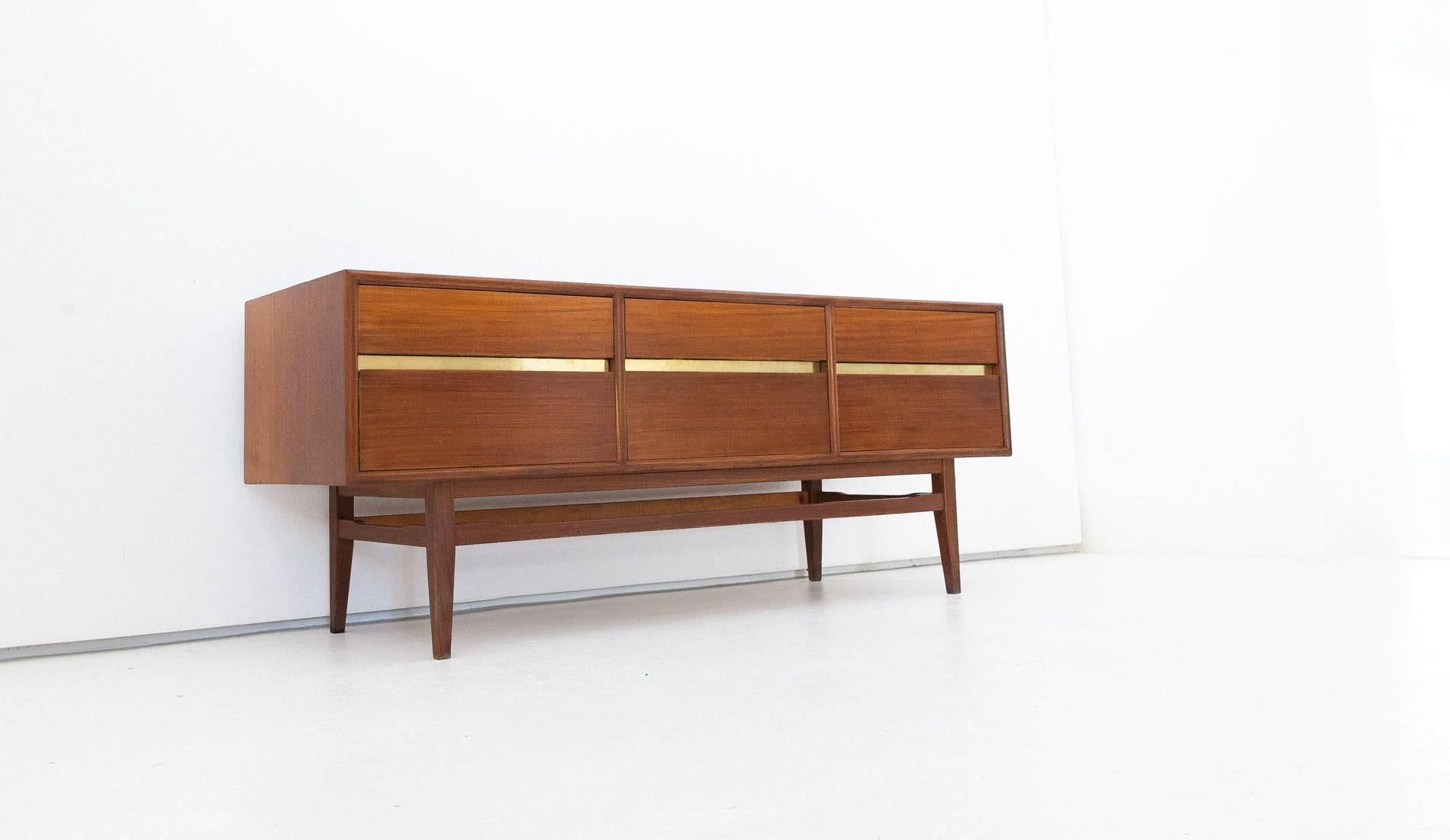 European Italian Rosewood Chest of Drawers, 1950s