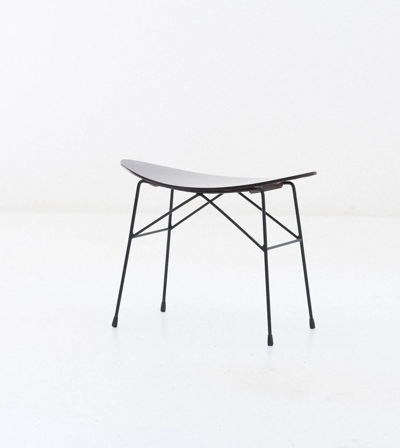 Italian Iron and wood Stool by Pizzetti , 1950s In Excellent Condition In Rome, IT