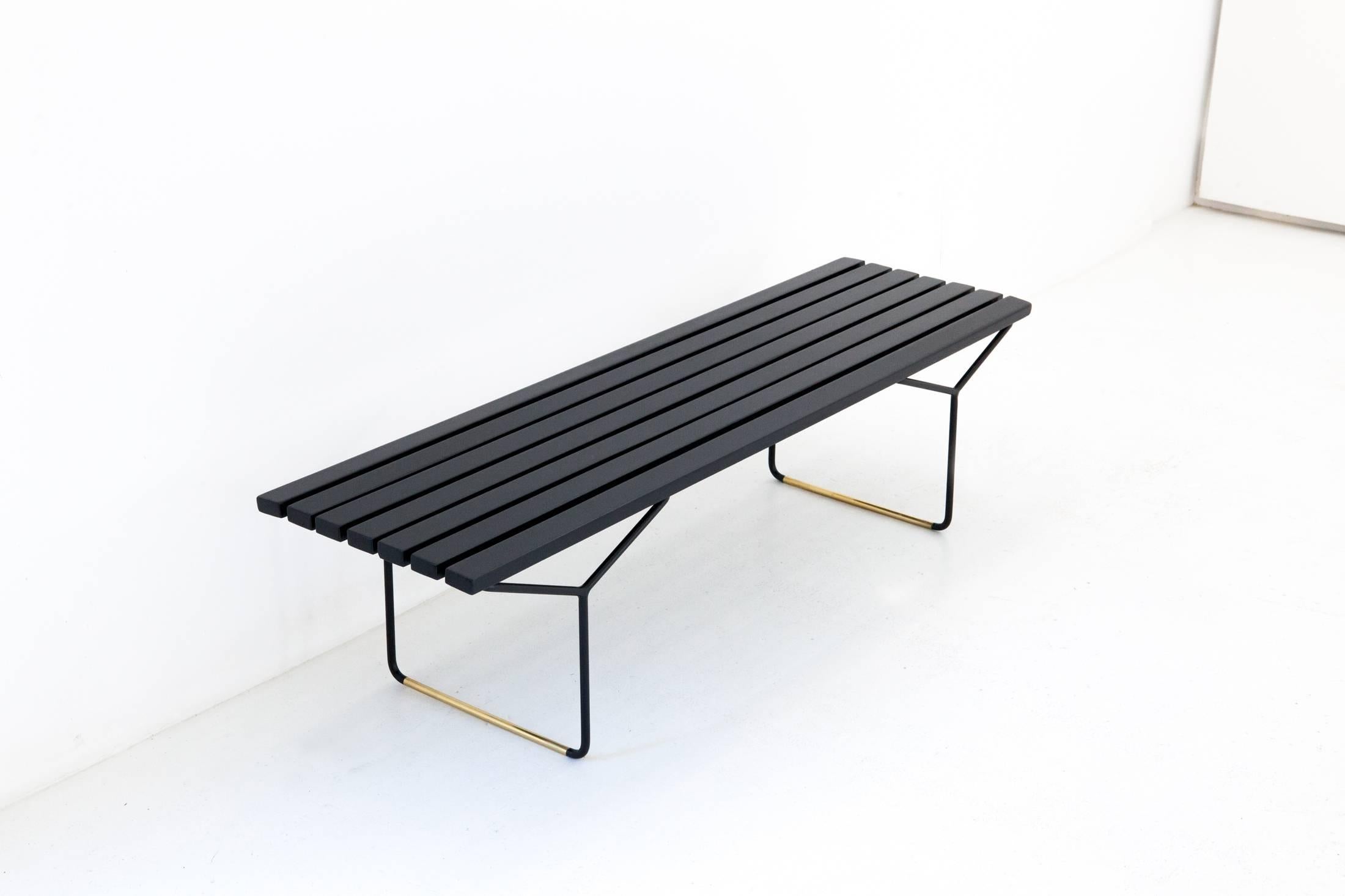 Modern bench produced in Italy by ''Pizzetti'' Roma in the 1950s.
The design is attributed to Florence Knoll
Brass and iron frame, black hand polished wood
The original logo is visible below
Completely restored.