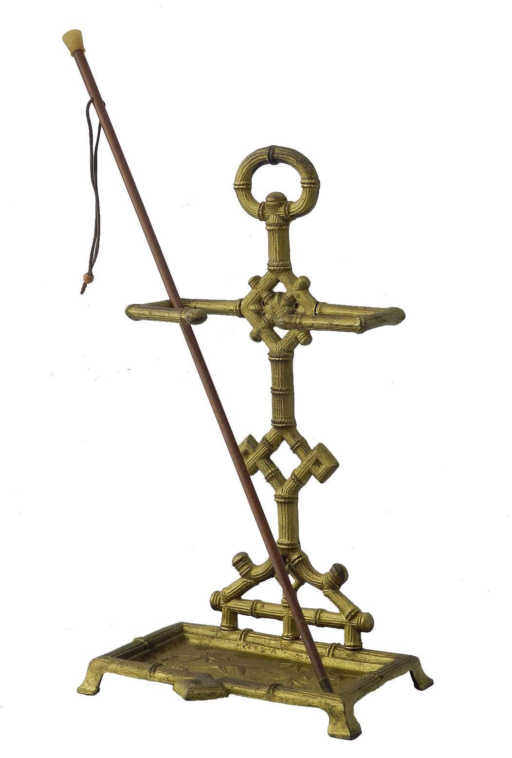 Diminutive Stick Stand Cast Iron Faux Bamboo Aesthetic revival Chinoiserie
Ideal for a stick collector
For floor or stand on table top display
Great for swagger sticks and batons as well as walking sticks
Embossed chinoiserie bird and