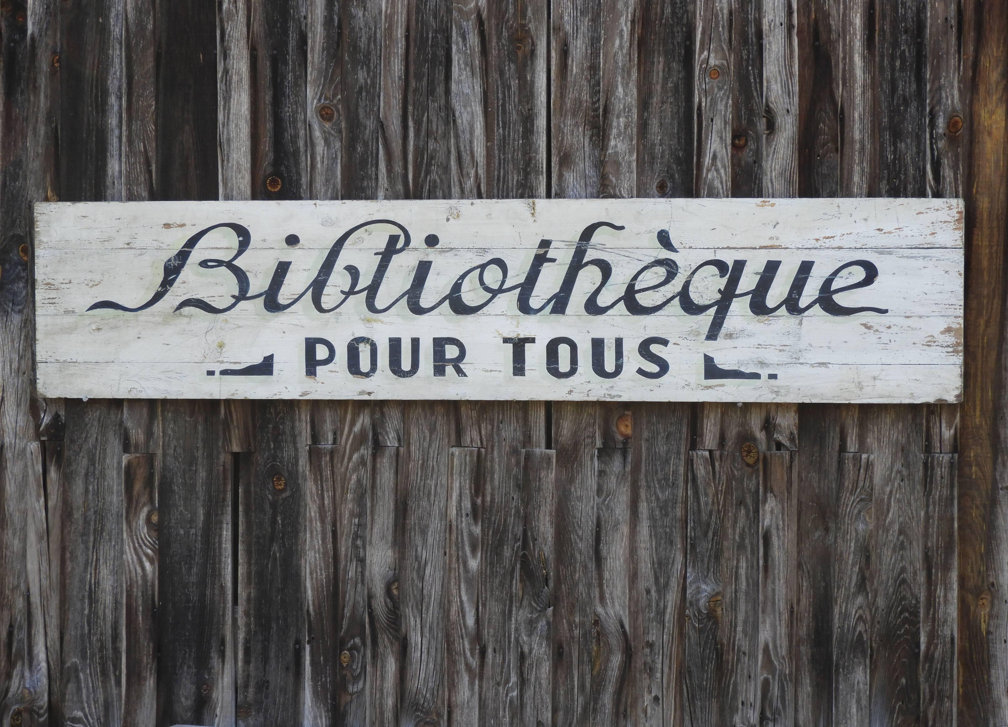 French Folk Art Library Sign Painted Wood Boards Biblioteque, Early 20th Century 2
