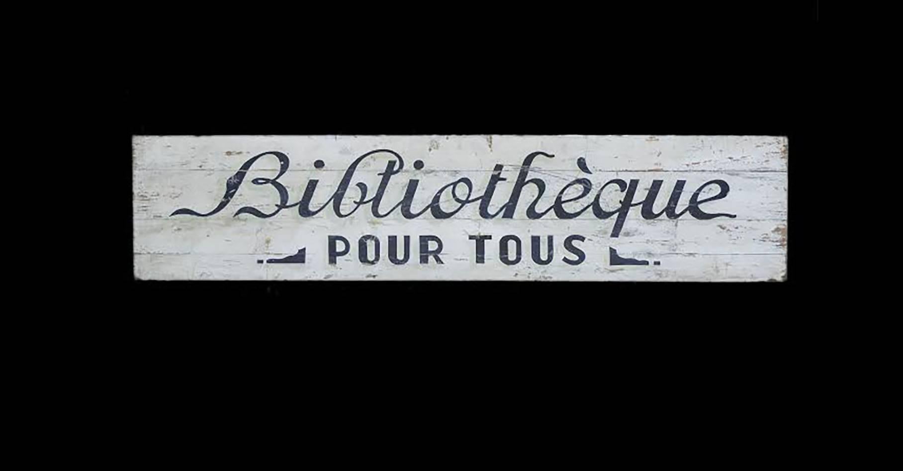 French Folk Art Library Sign Painted Wood Boards Biblioteque, Early 20th Century In Good Condition In Mimizan, FR