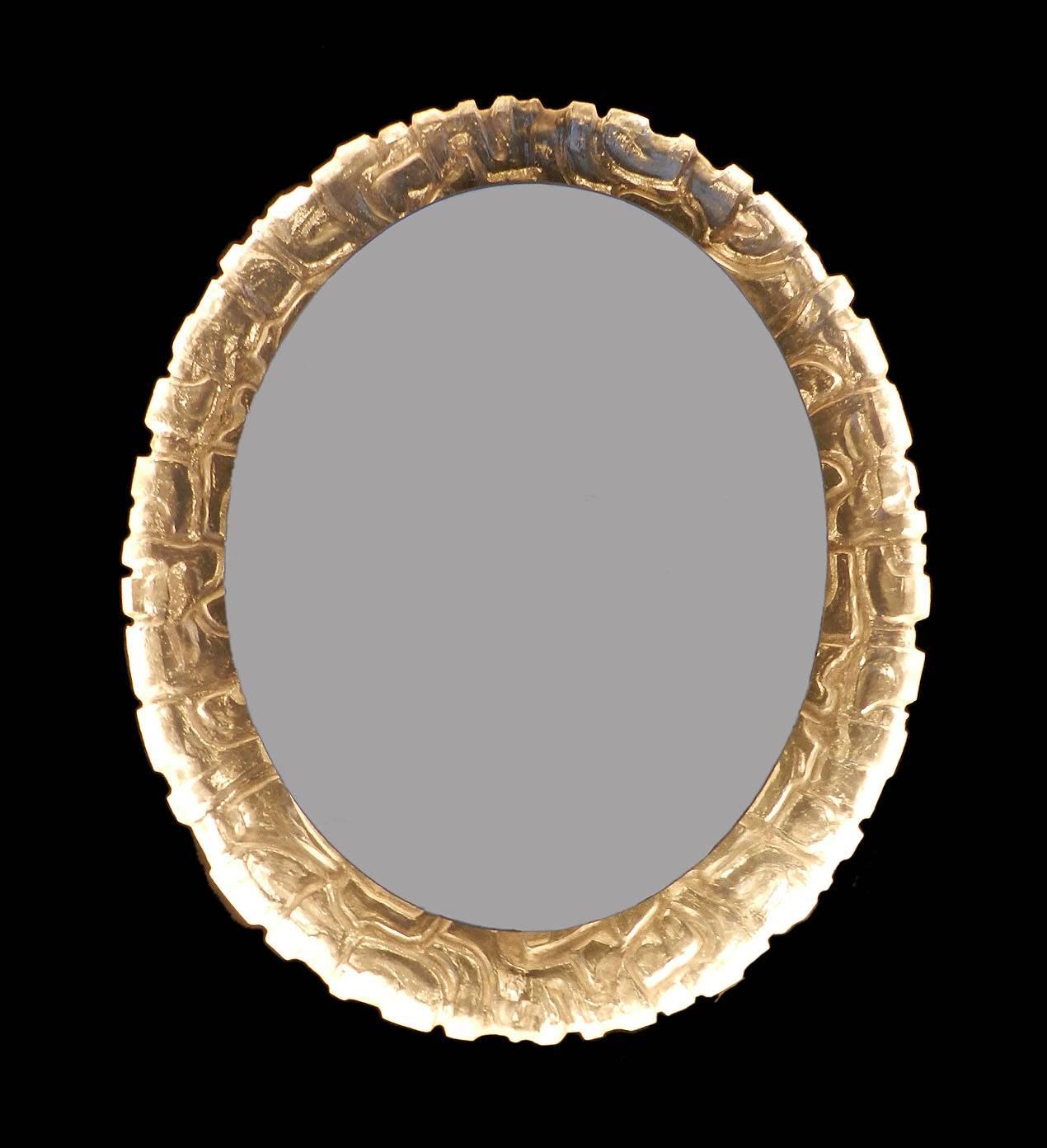 round mirror with light