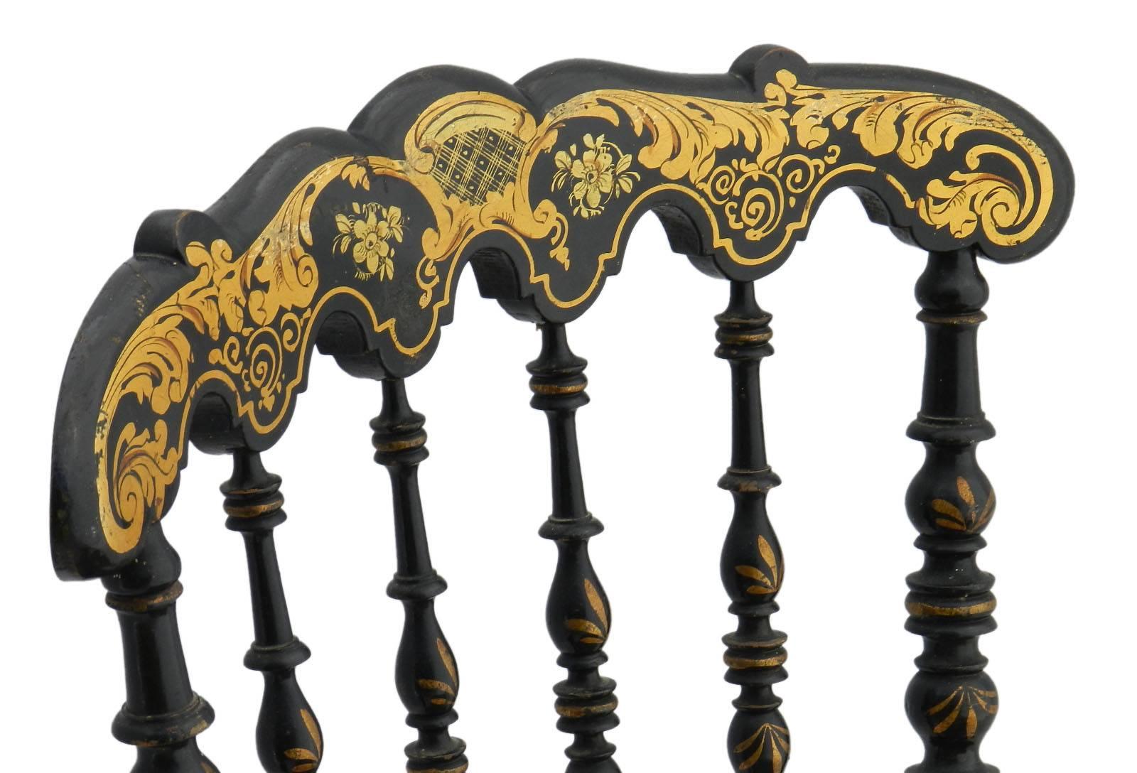 Superb original French Napoleon III chair black and gold
chinoiserie Chiavari
Button tufted original fabric upholstered seat gloriously distressed by age with slight fraying easy to replace if preferred
Absolutely charming !
Seat height 44
