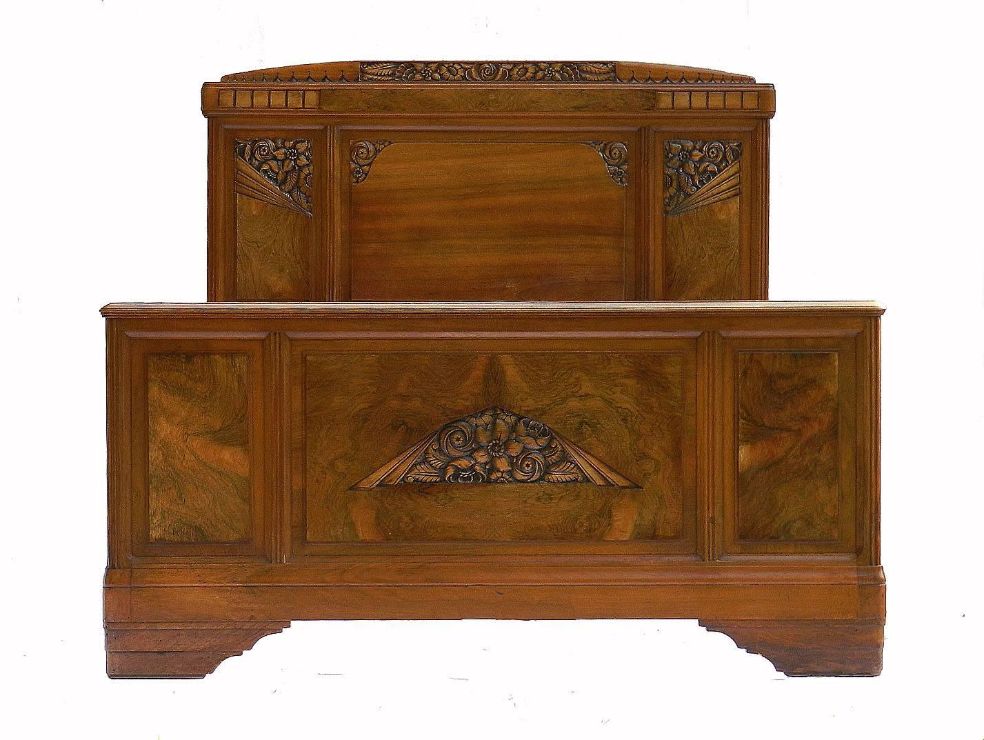 Art Deco Bed French Attr Sue et Mare Carved Walnut, 1930s In Good Condition In Mimizan, FR