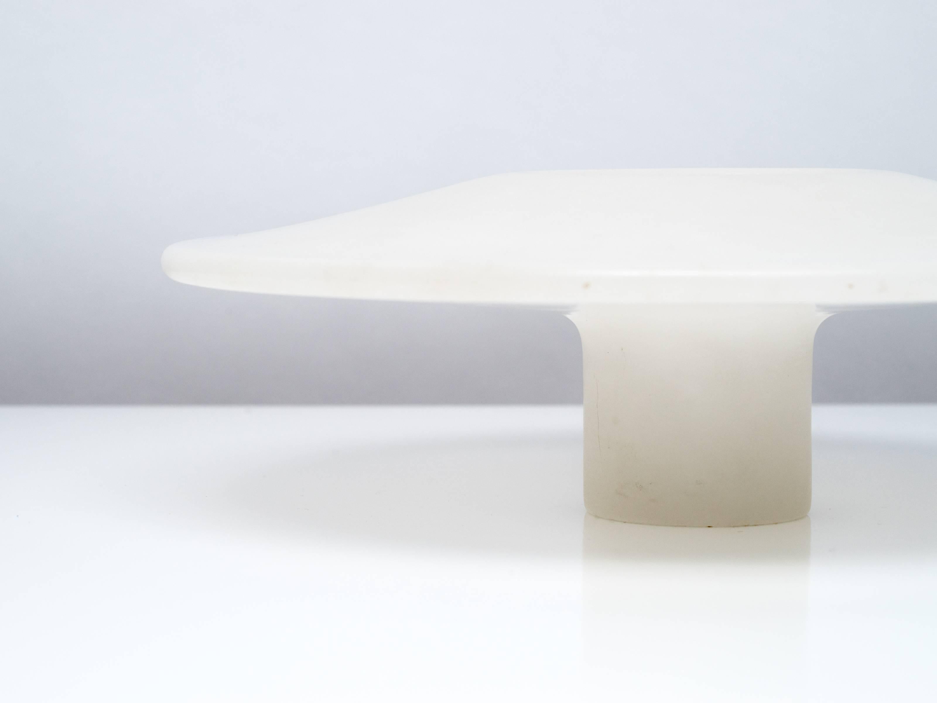 Angelo Mangiarotti Solid Alabaster Centerpiece, 1981 In Good Condition In Los Angeles, CA