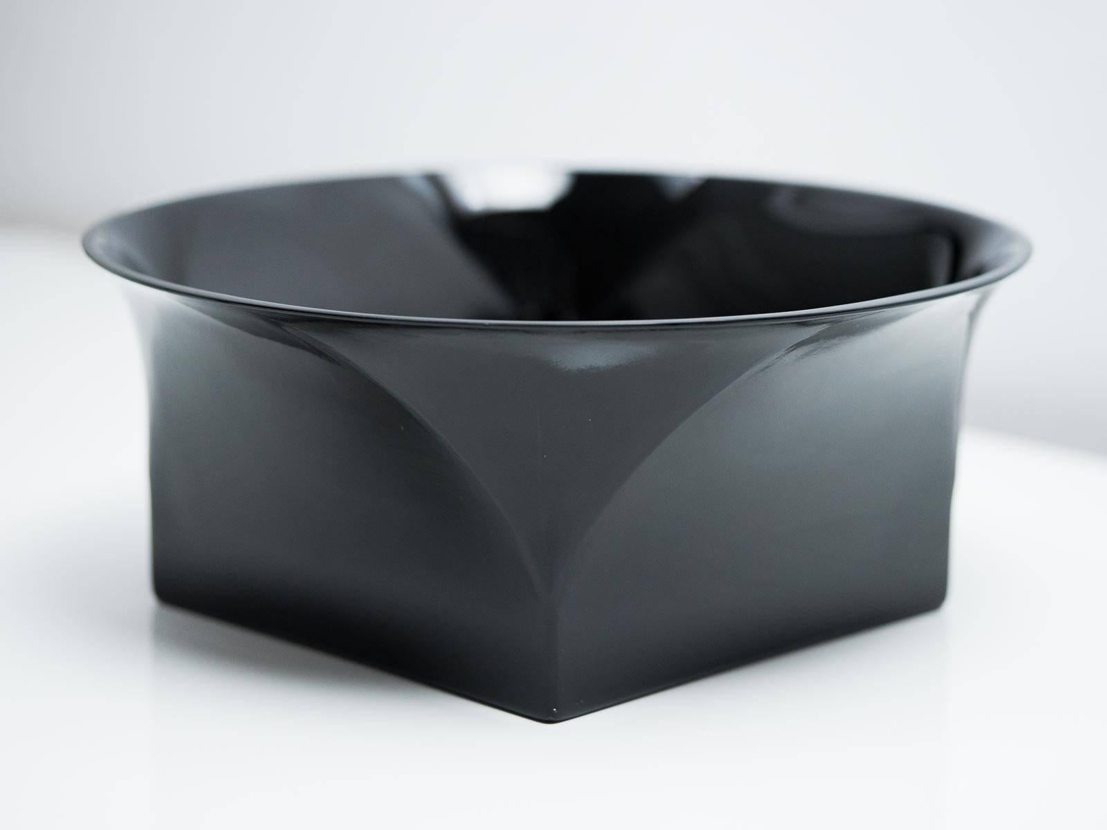 Blown Glass Large Black Glass Bowl by Sergio Asti for Venini, 1972