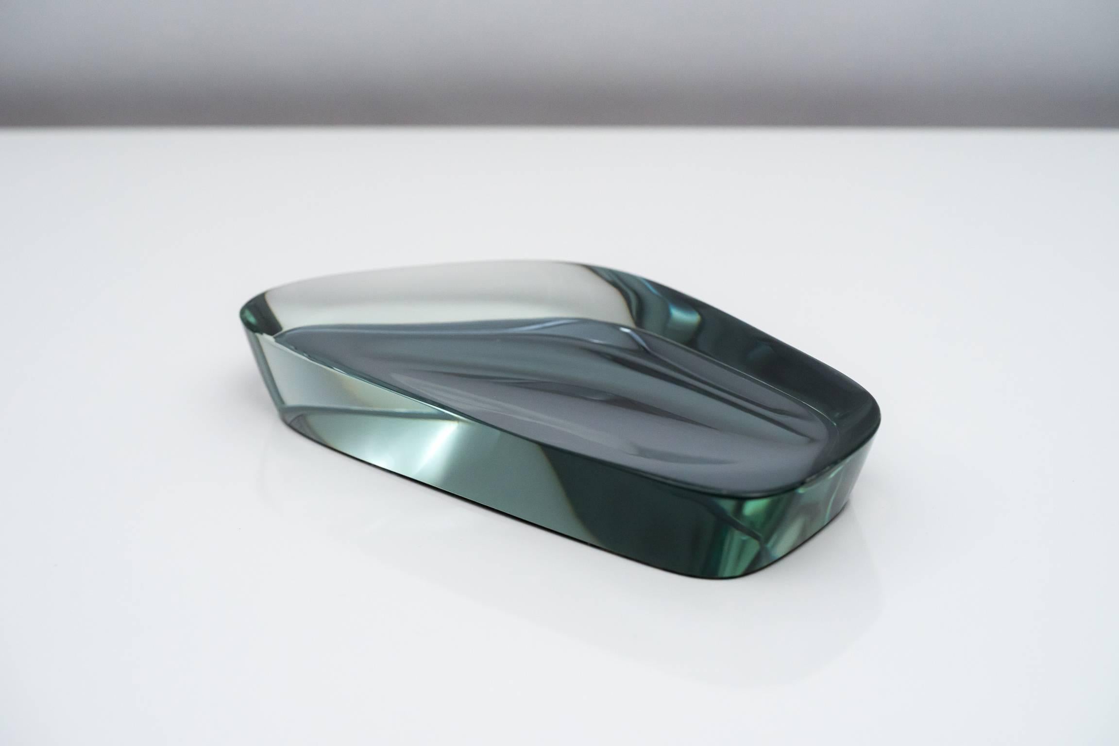 Mid-20th Century Fontana Arte Cut and Polished Mirrored Glass Abstract Dish, 1950s