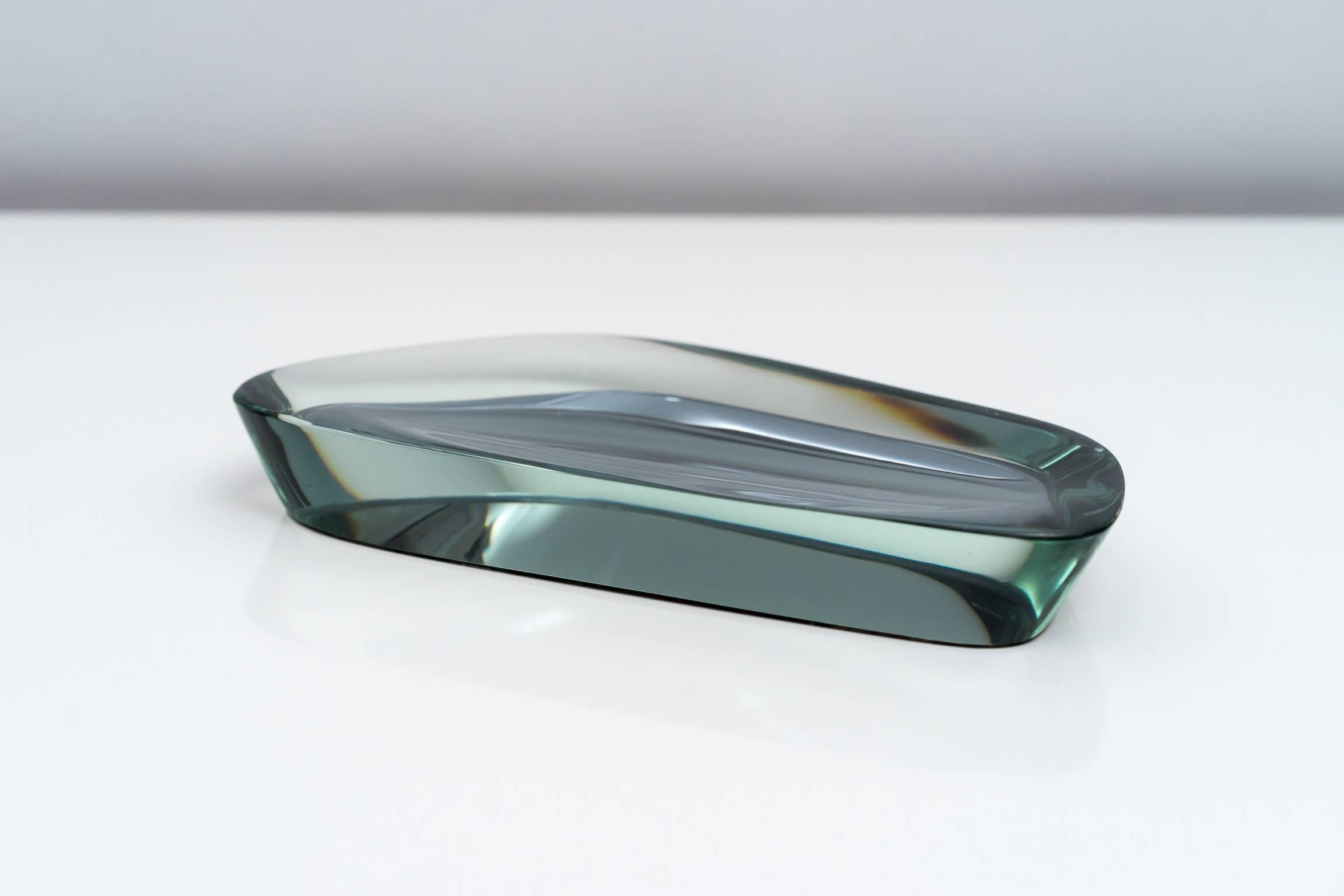Fontana Arte Cut and Polished Mirrored Glass Abstract Dish, 1950s (Moderne)