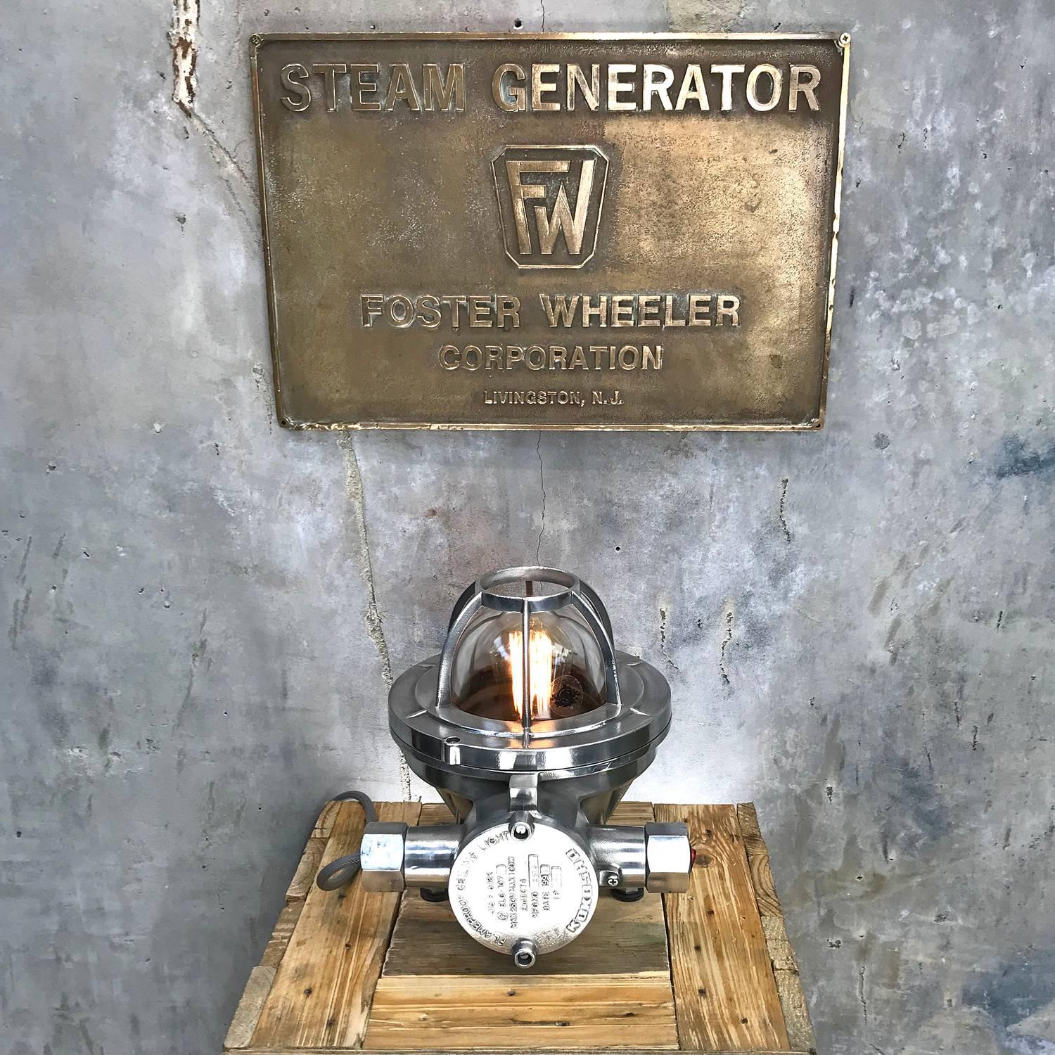 Japonais Lampe de bureau industrielle japonaise de la fin du siècle en aluminium coulé, résistante à la flamme, Edison en vente