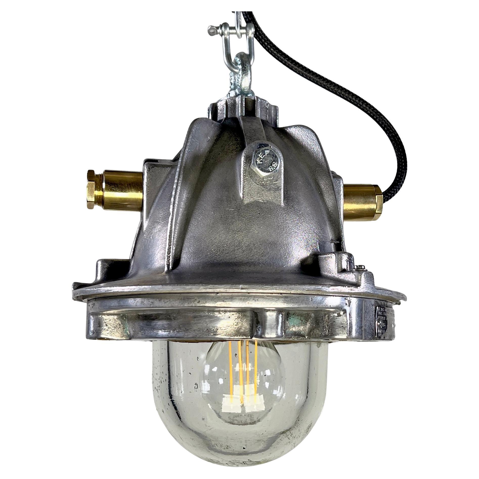 Lampada a sospensione francese Legrand del 1980 in alluminio fuso a prova di esplosione con paralume in vetro