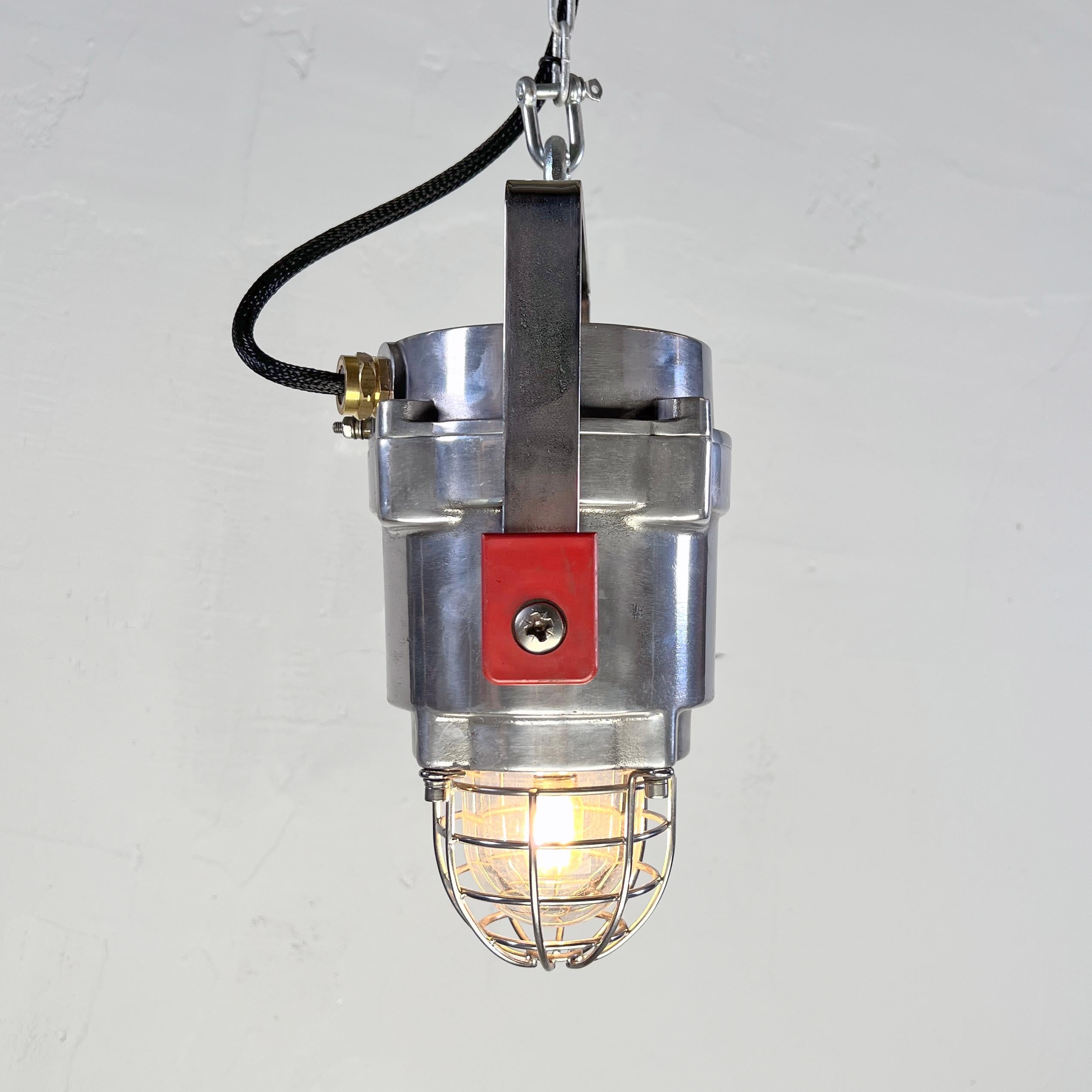 Industriel Lampe stroboscopique modifiée antidéflagrante avec cage, datant de la fin du siècle dernier, britannique en vente