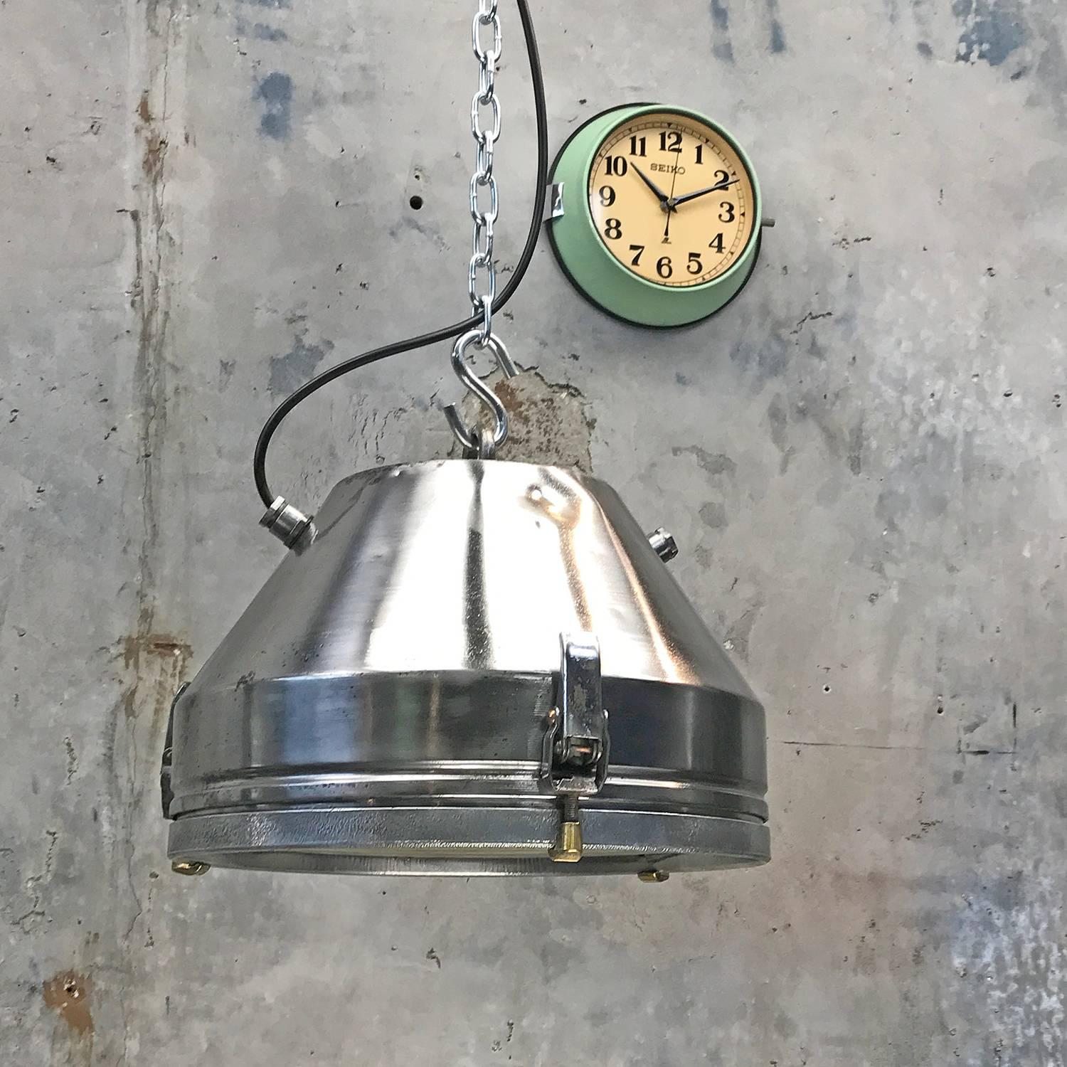 VEB iron and aluminium pendant with target grill.

VEB was formed in he early 1950s and was the biggest luminaire manufacturer in the GDR.

The Publicly Owned Operation (German: Volkseigener Betrieb) was the main legal form of industrial enterprise
