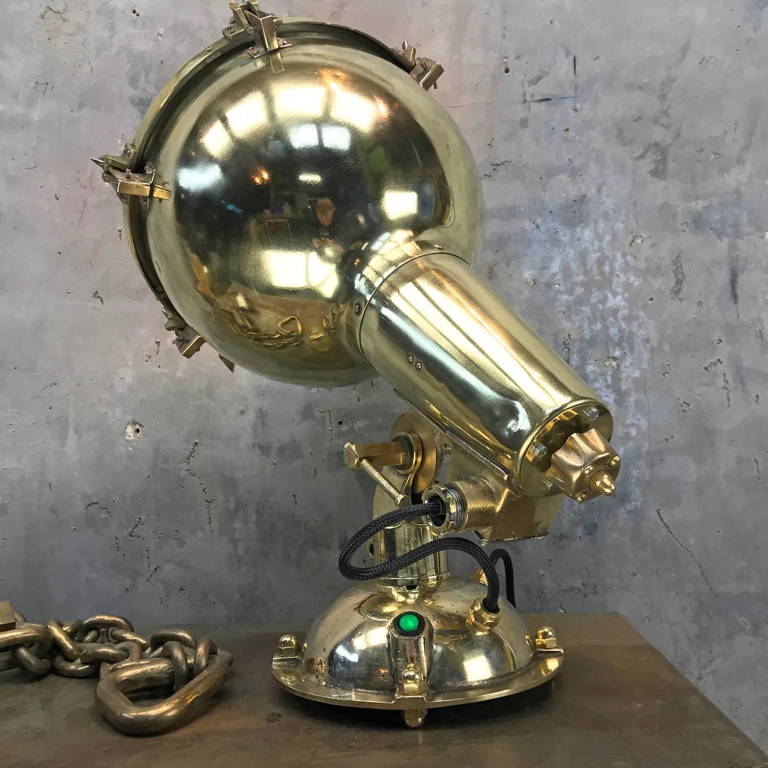 Midcentury Japanese Brass Industrial Searchlight / Table Lamp E27 Edison Bulb 1