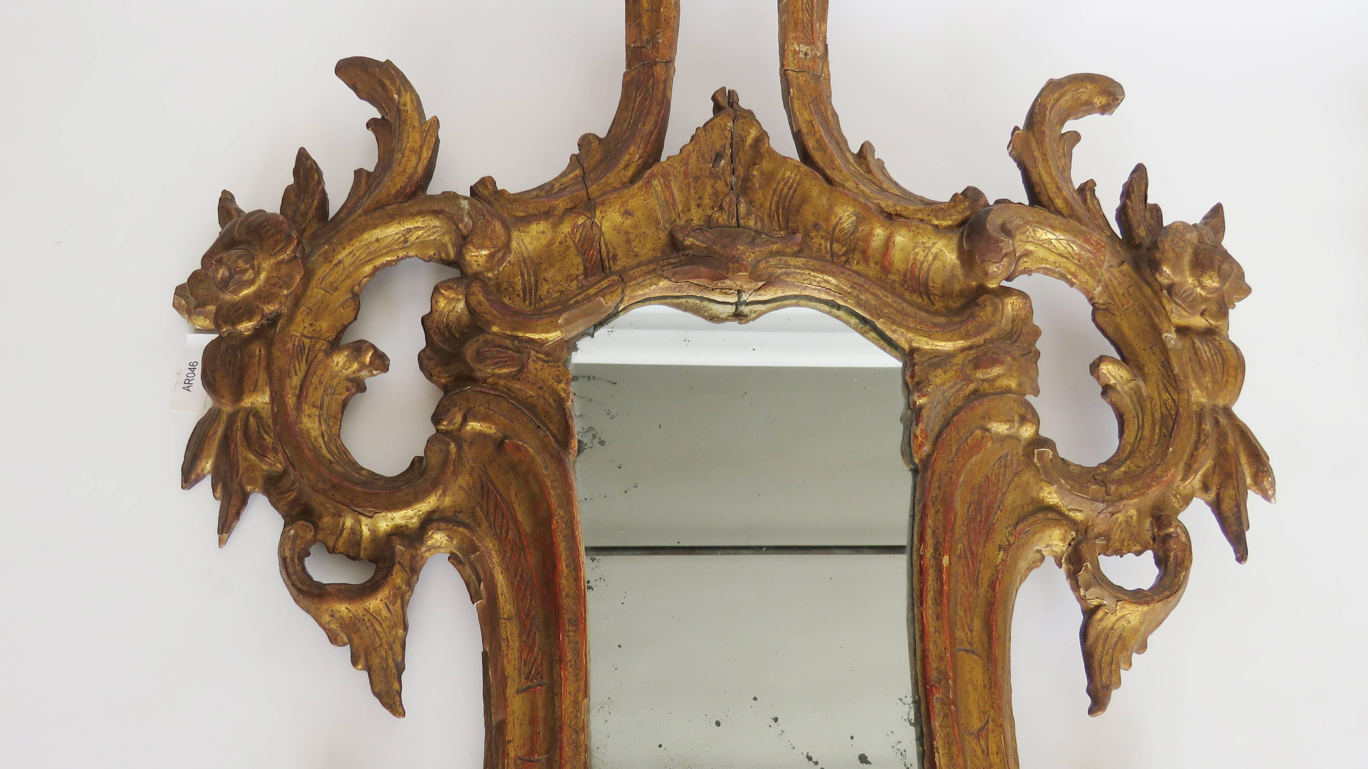18th Century Large Pair of Rococo Giltwood Girandole Mirrors For Sale 1
