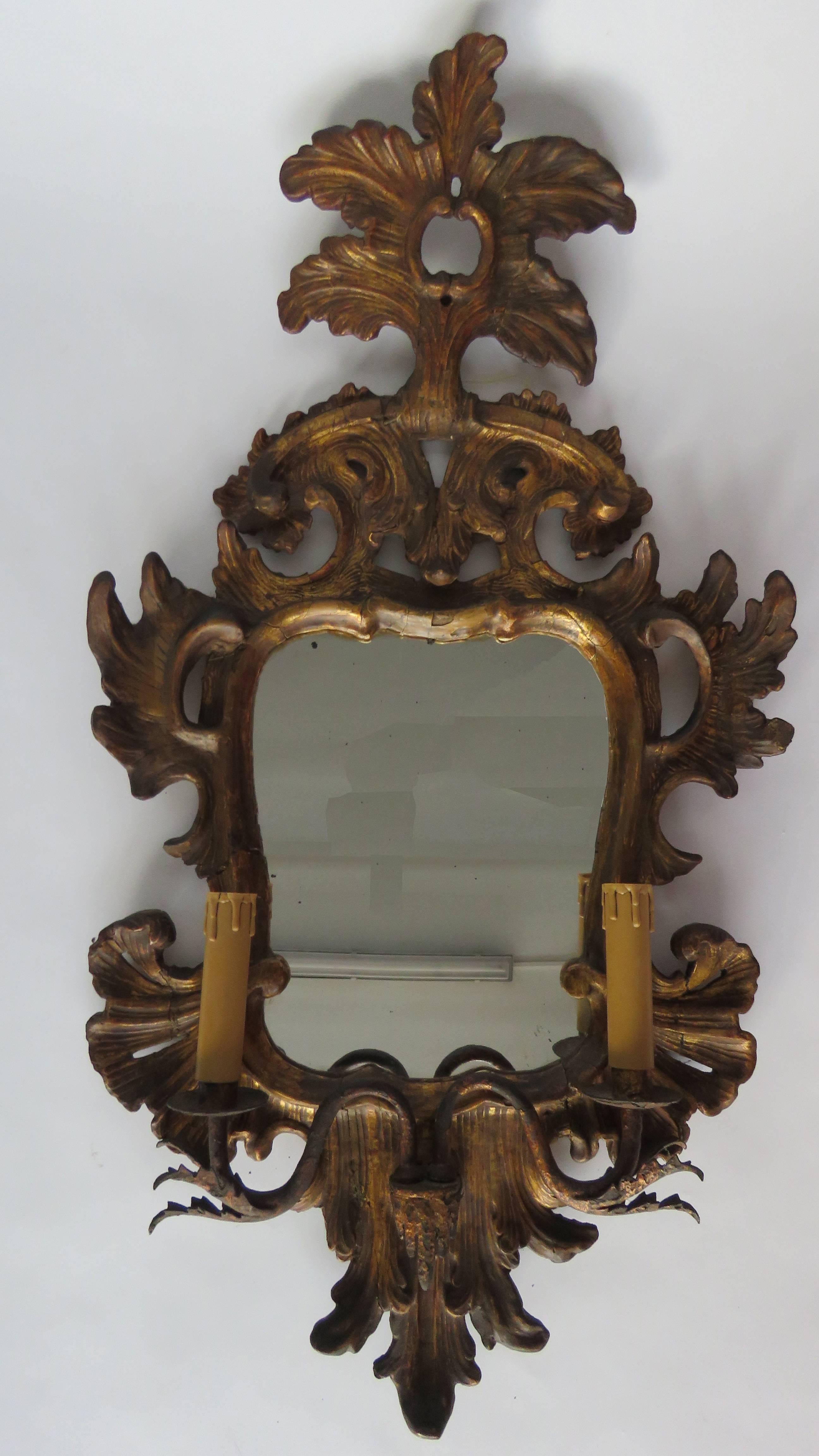 Hand-Carved 19th Century Pair Giltwood Girandole Mirrors For Sale