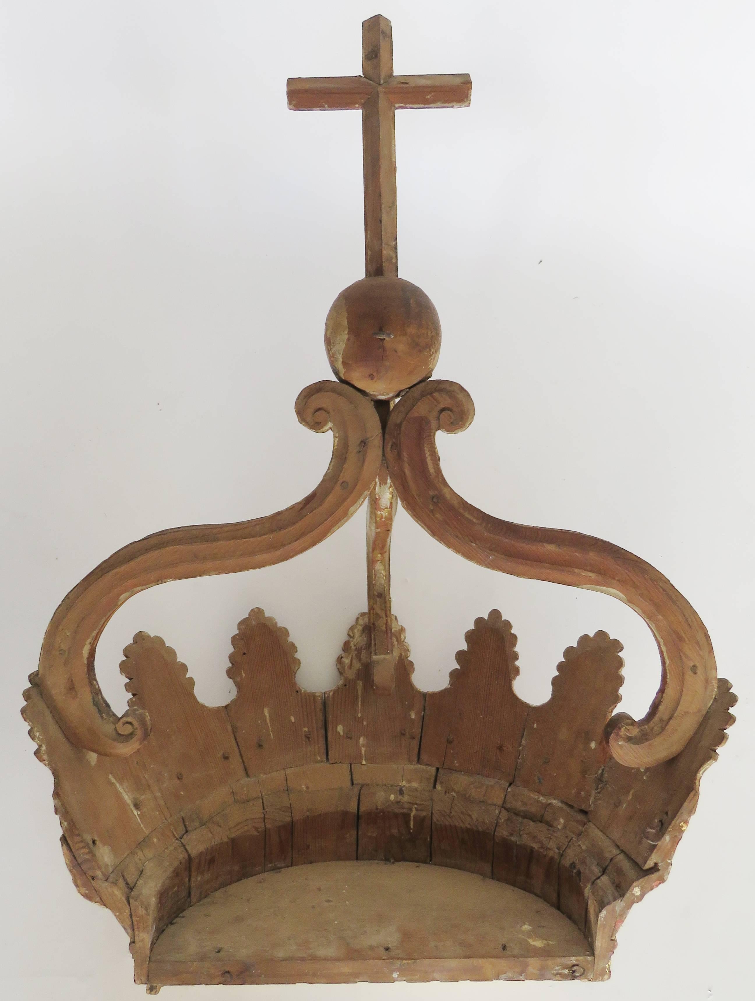 18th Century Large Giltwood Crown 2