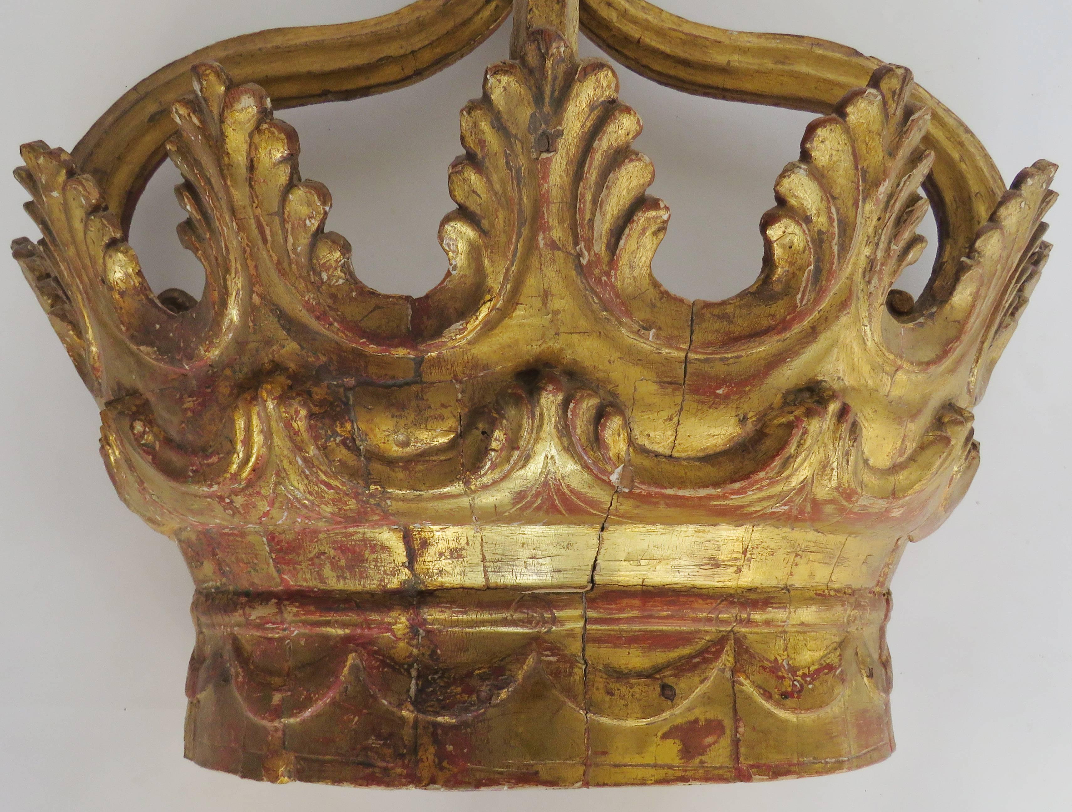 Baroque 18th Century Large Giltwood Crown