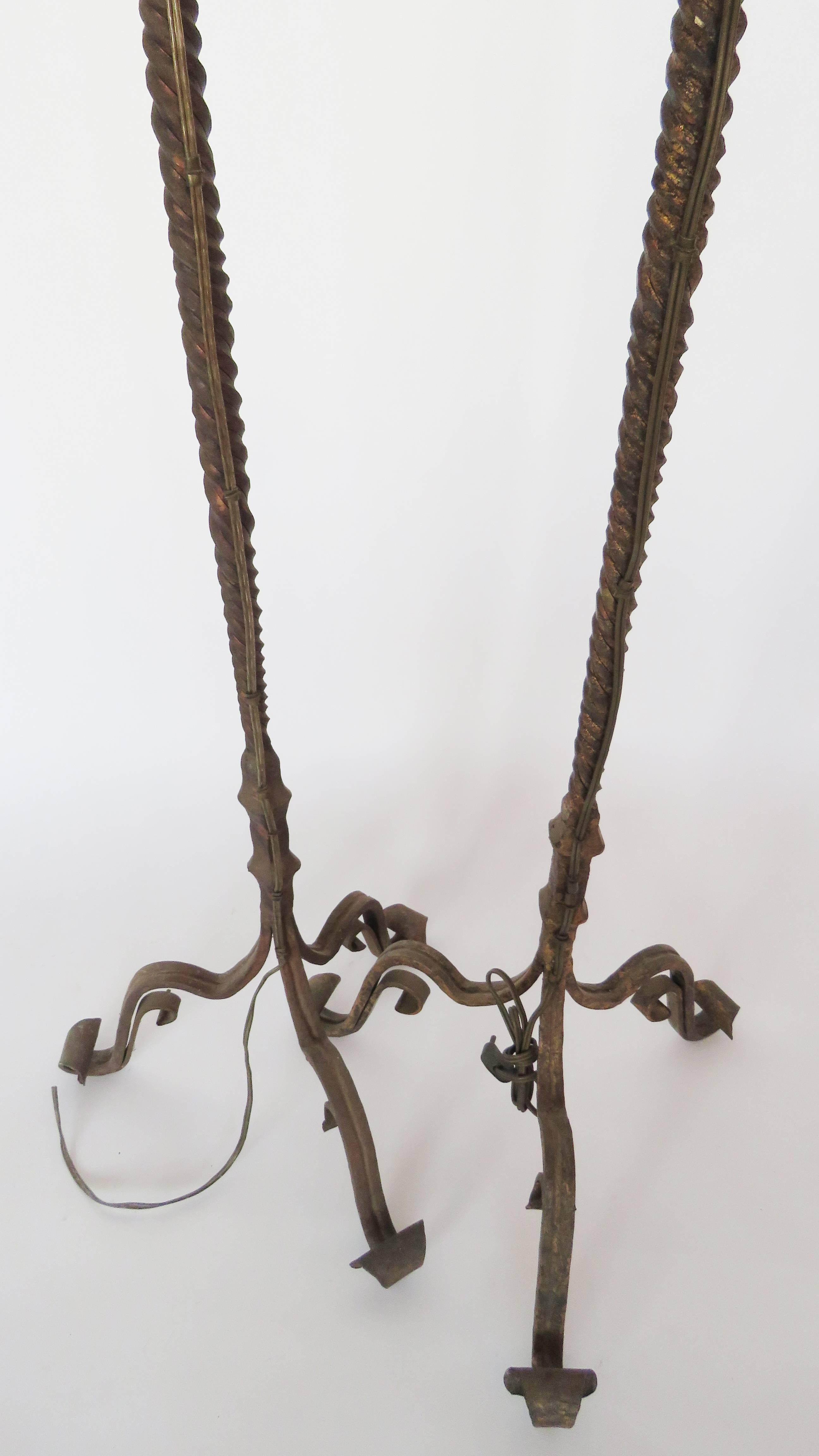 Spanish Early 20th Century Pair of Hand Brought Iron Gilt Floor Lamps For Sale