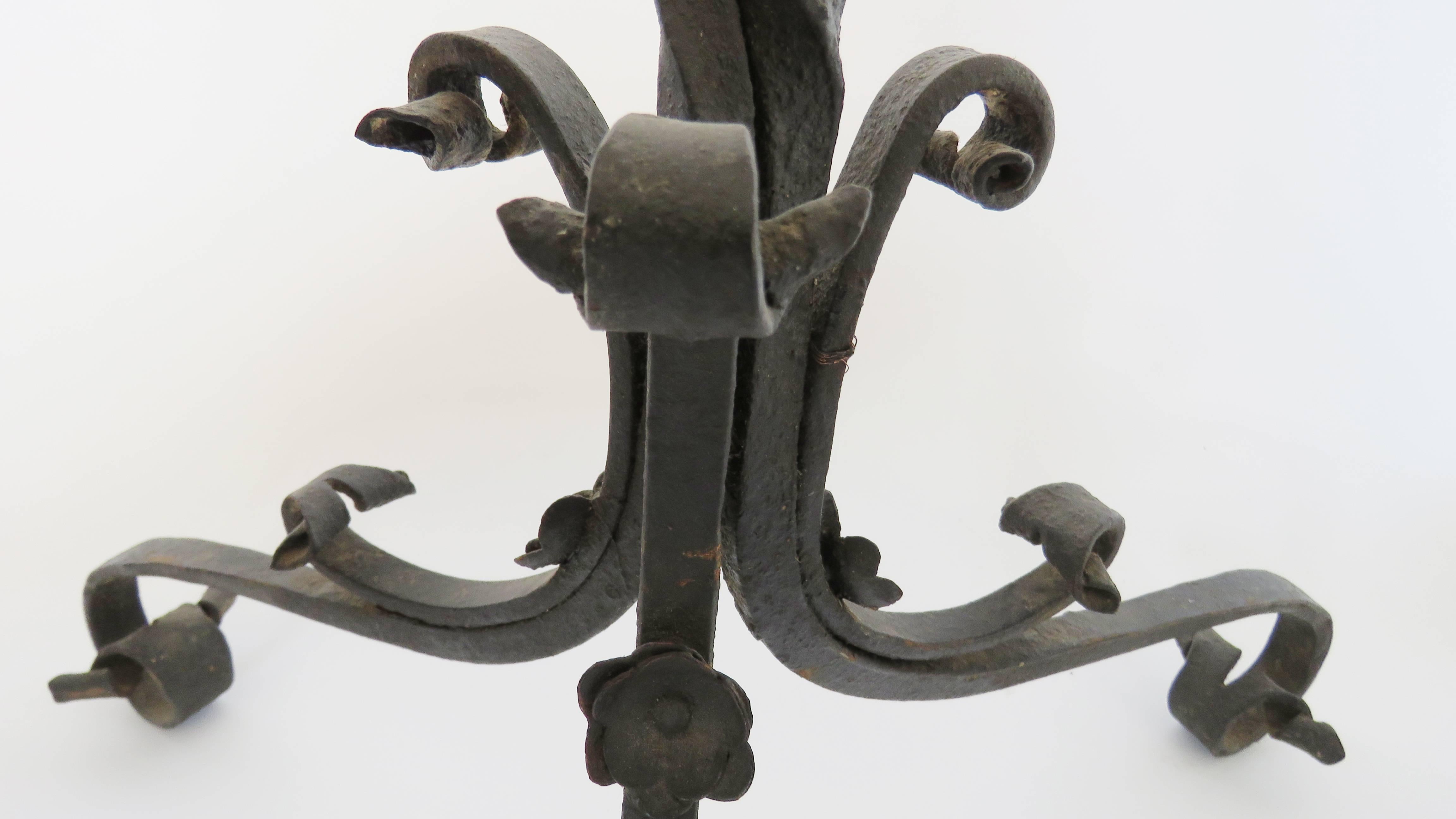 Wrought Iron 19th Century Pair of Renaissance Style Floor Iron Lamps For Sale