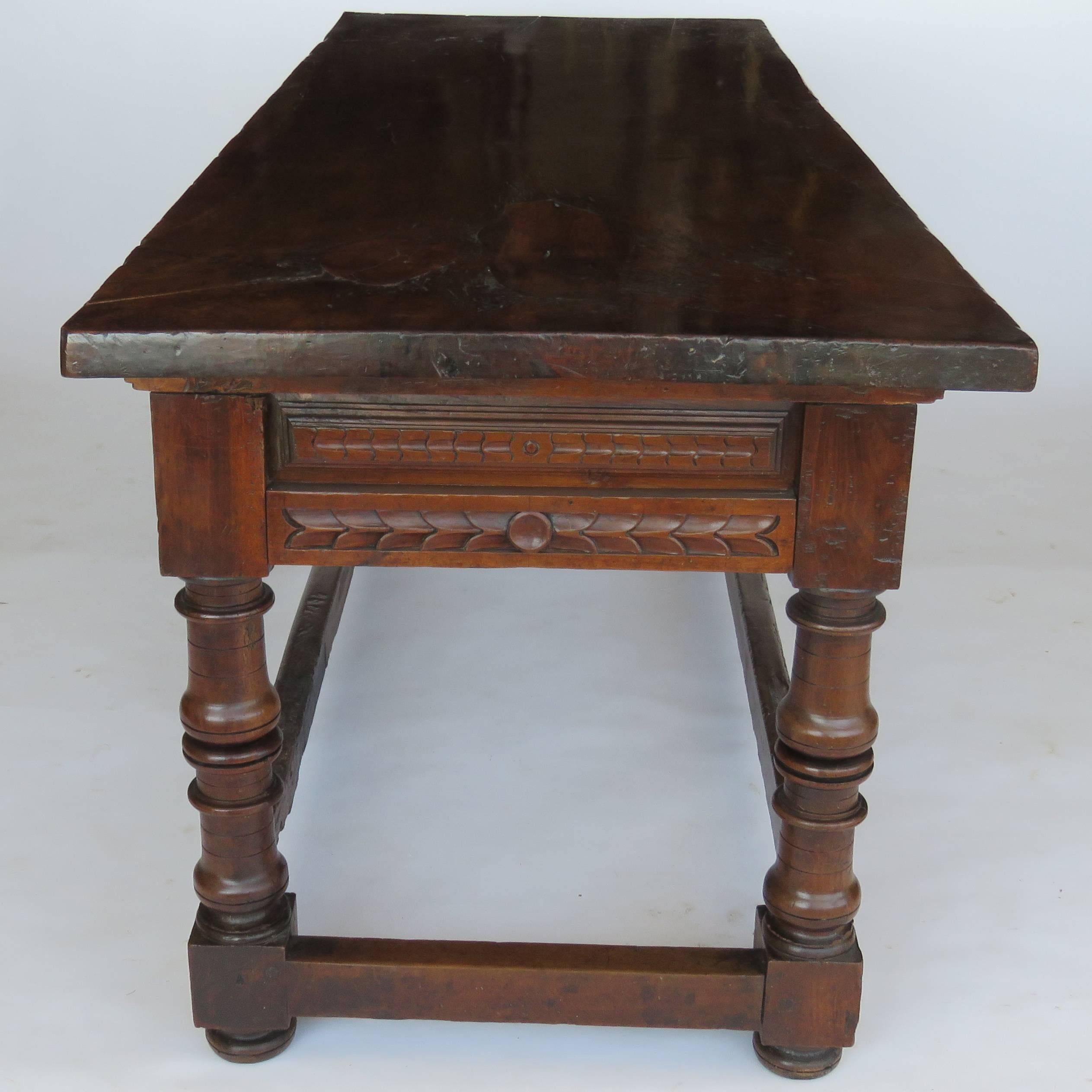 18th Century Baroque Walnut Library Center Table For Sale 2